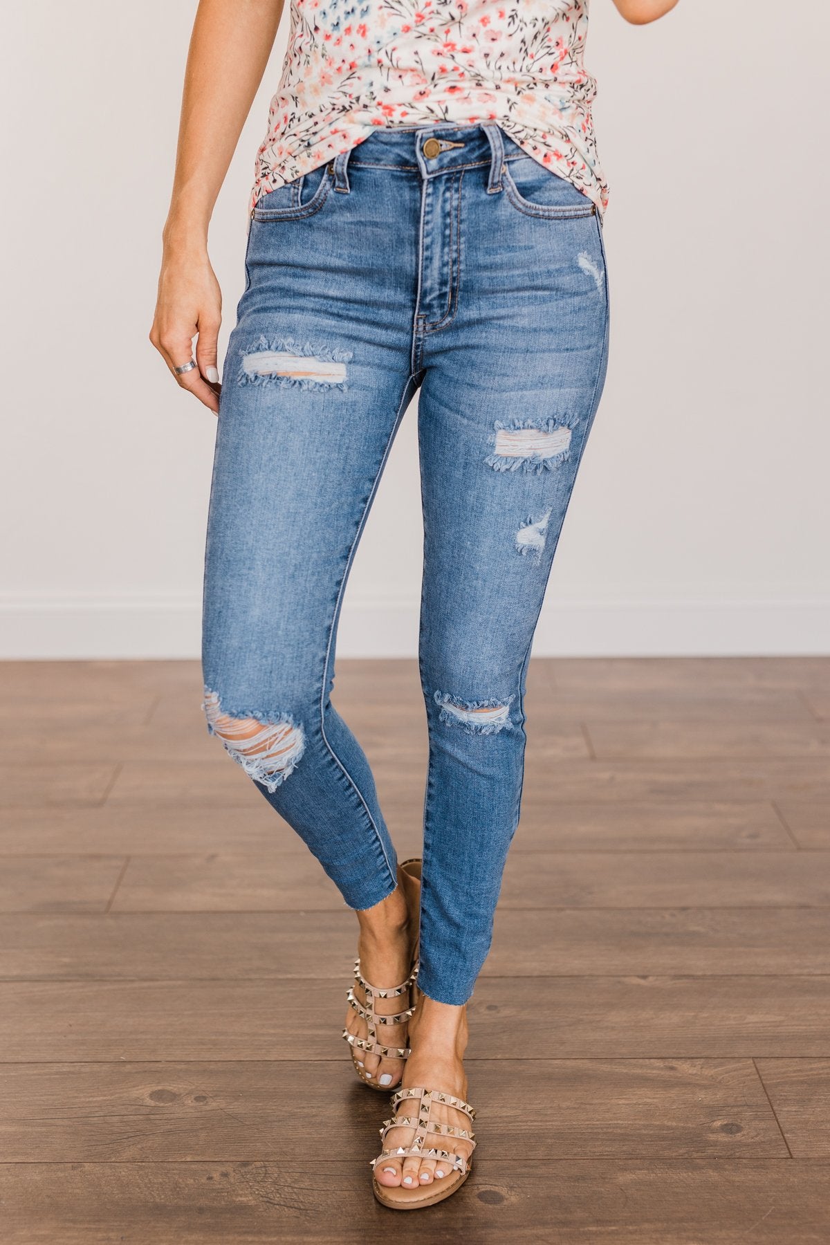 Distressed Skinny Jeans