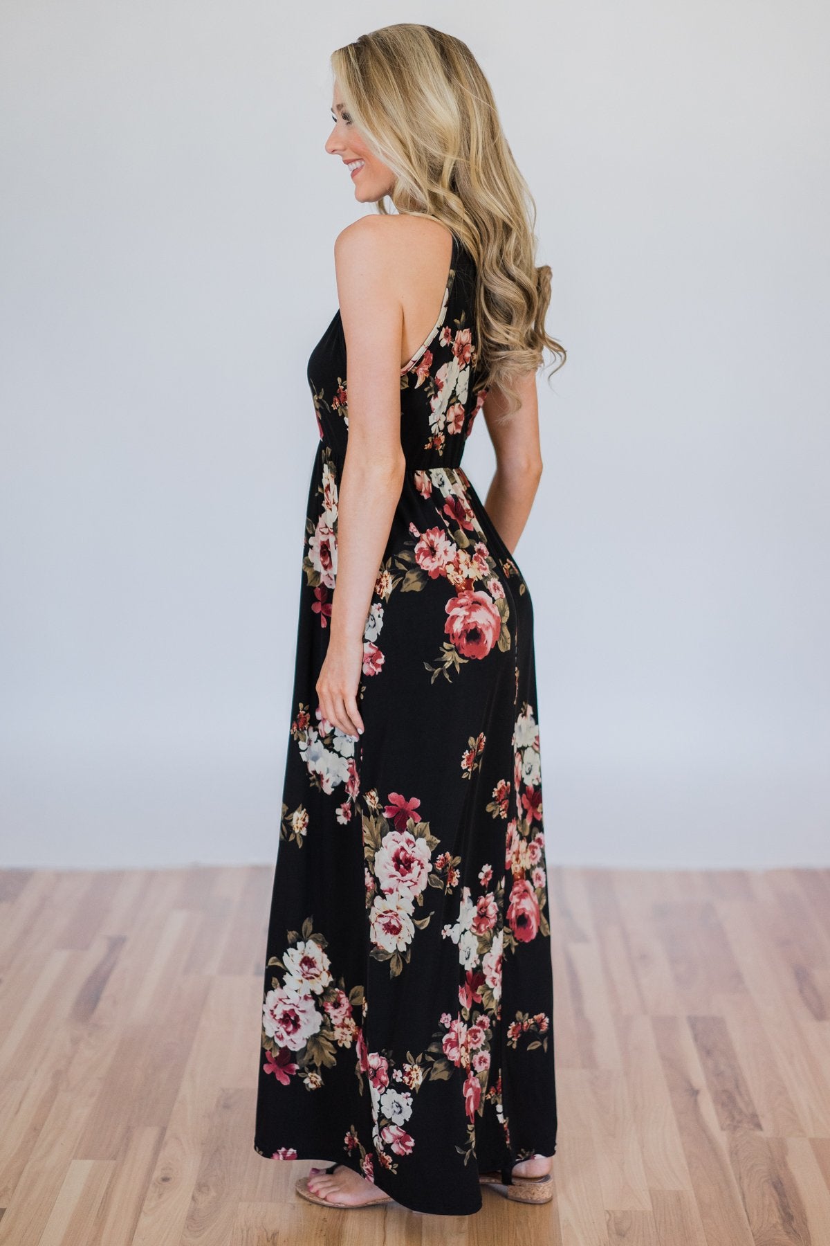 Tonight's the Night Floral Halter Maxi Dress- Black Tonight's the Night Floral Halter Maxi Dress- Black