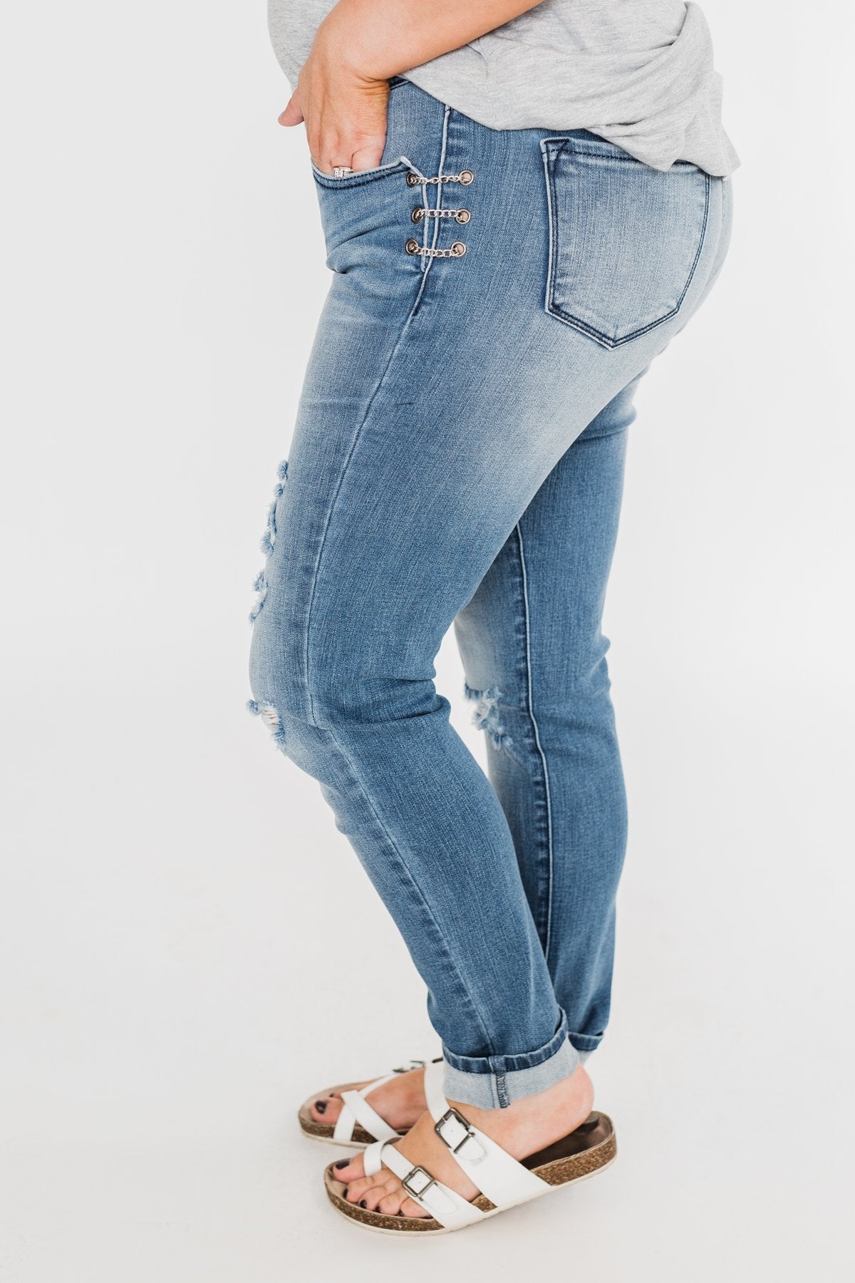KanCan Distressed Skinny Jeans- Ellie Wash