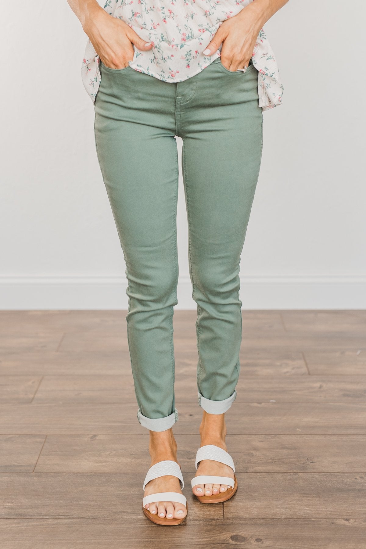 Rubberband Stretch Skinny Jeans- Paris Wash – The Pulse Boutique