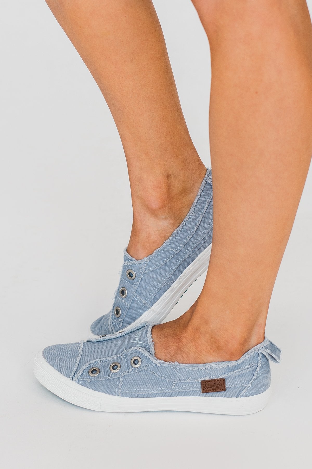 Blowfish aussie sneaker outlet