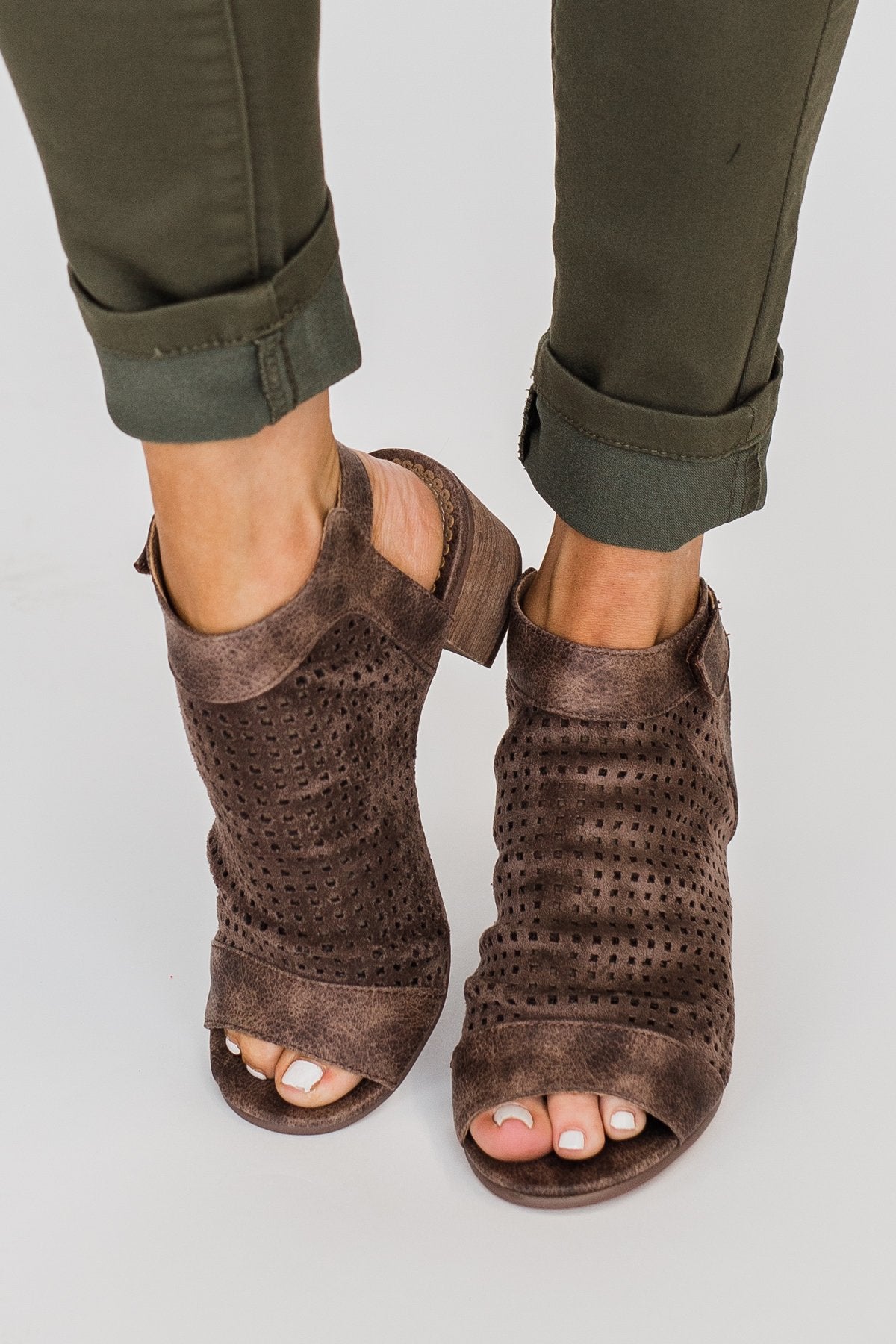 Very G Royce Block Heels- Taupe