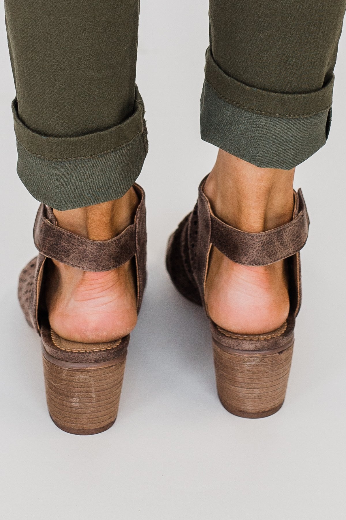 Very G Royce Block Heels- Taupe