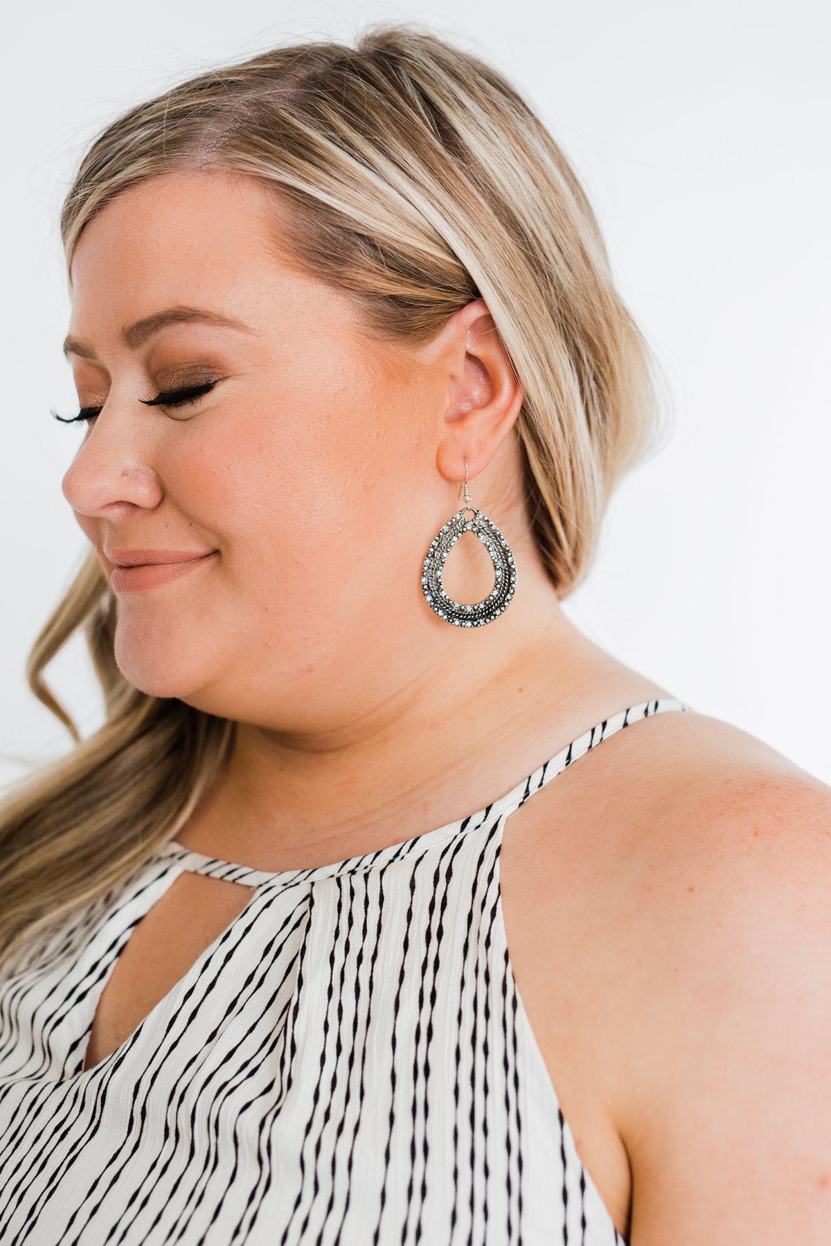 Detailed Tear Drop Earrings- Silver