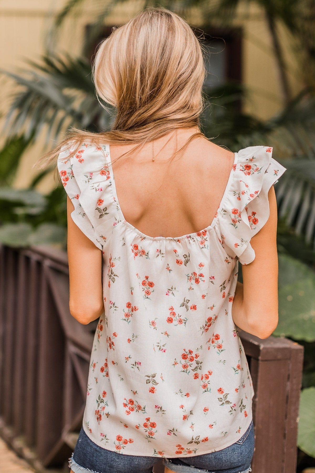 First Pick Ruffle Floral Top- Ivory