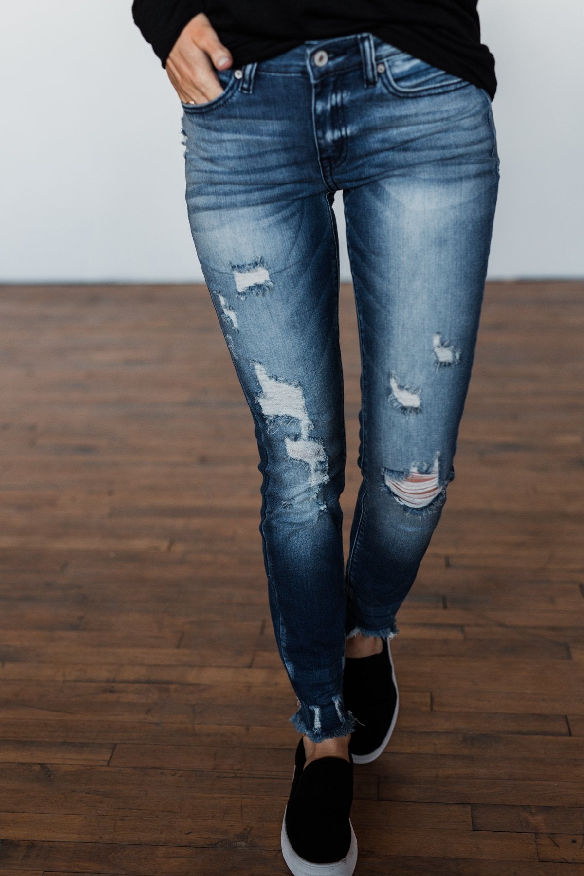 KanCan Raw Hem Skinny Jeans- Wendy Wash
