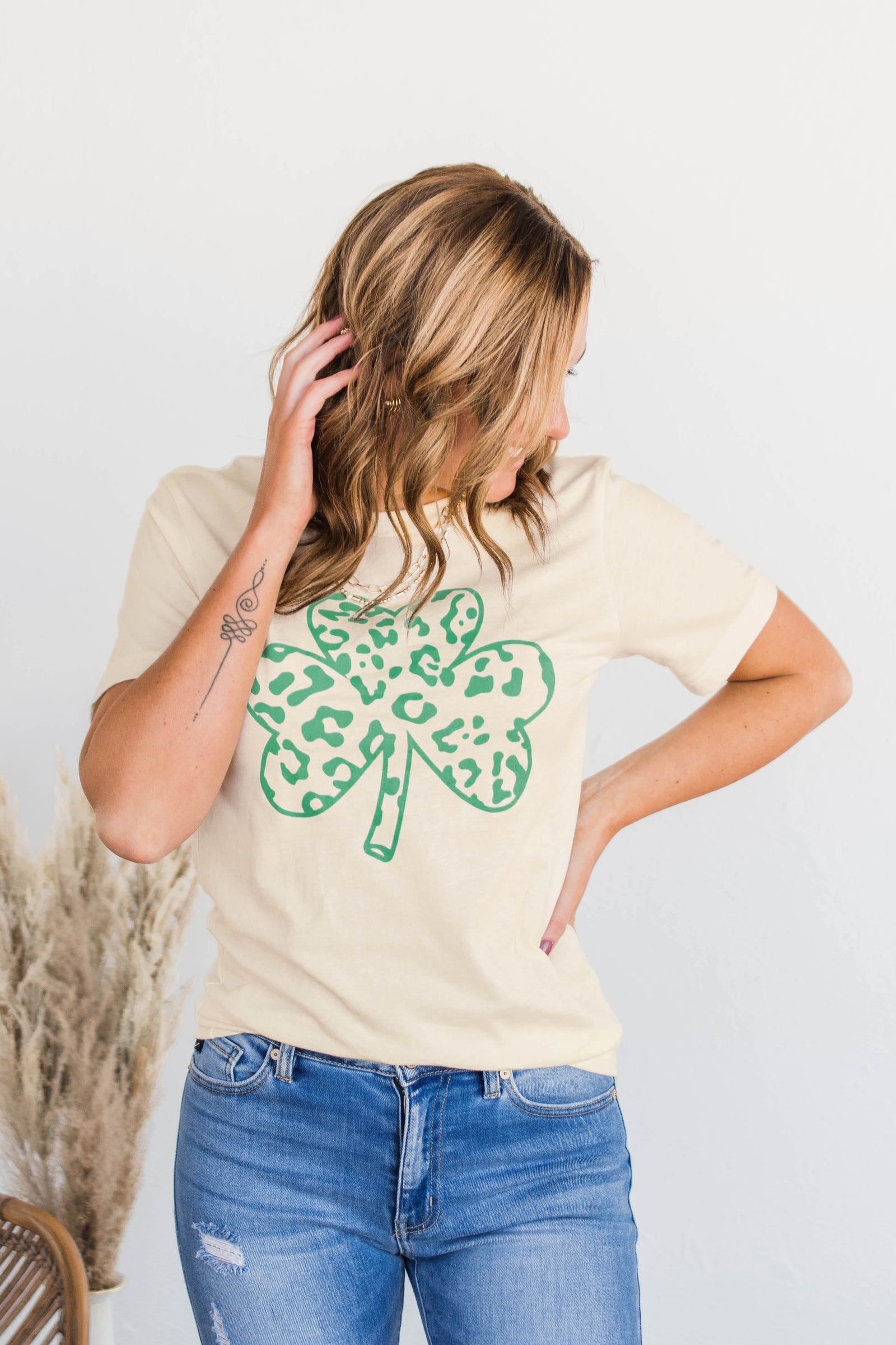Say A Wish Leopard Shamrock Tee- Cream