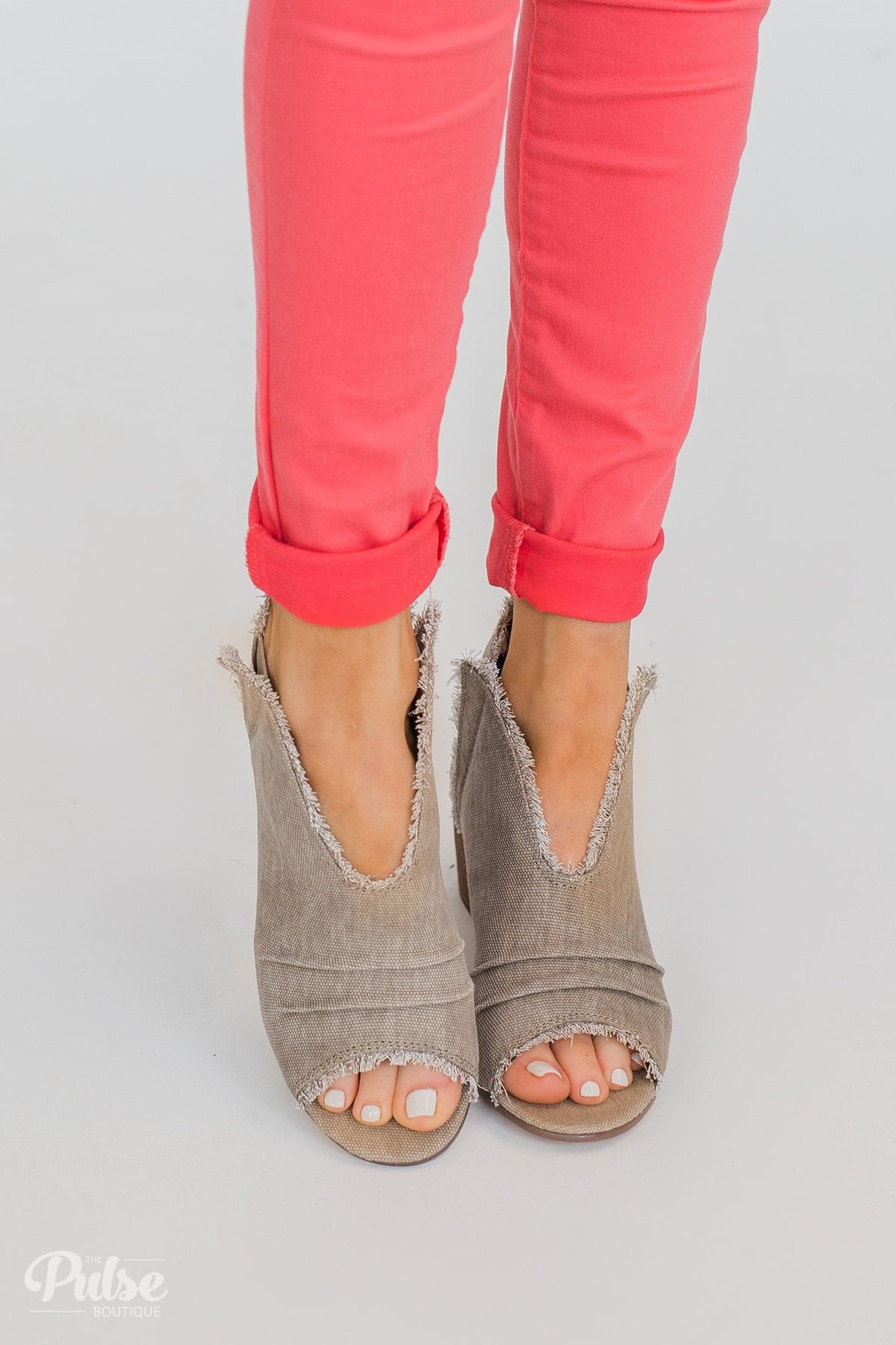 Very G Sunny Booties- Taupe