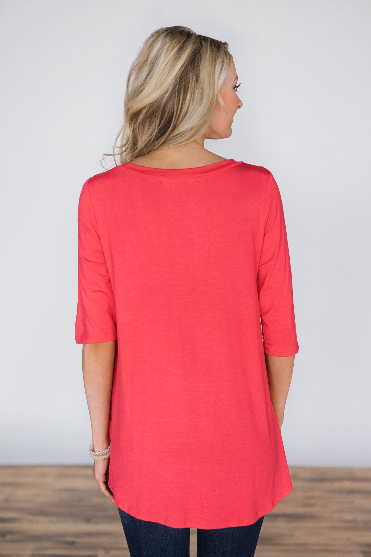 Simple Beauty Bright Punch Button Top