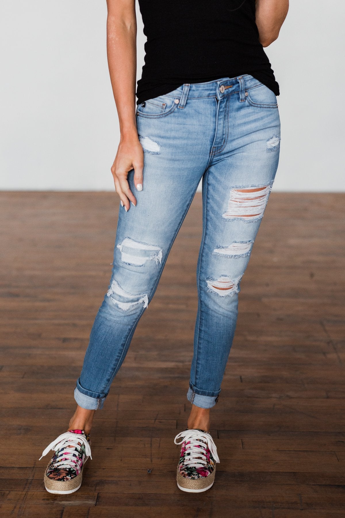 KanCan Distressed Skinny Jeans- Rosalie Wash