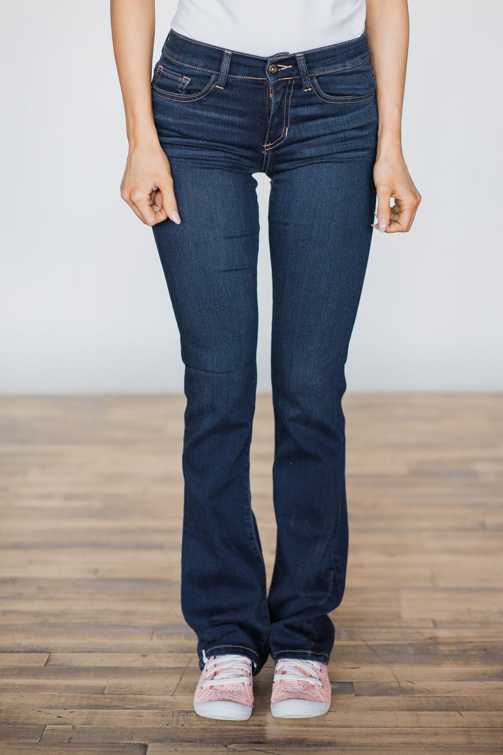 Sneak Peek Jeans- Medium Wash Leanne
