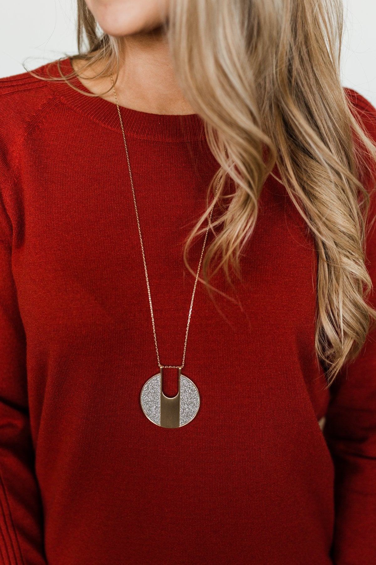 Dare To Dream Circle Pendant Necklace- Silver & Gold
