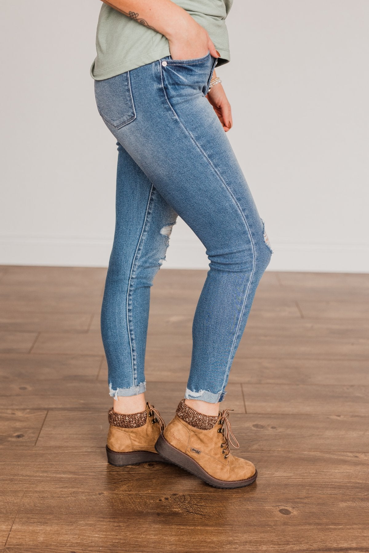 KanCan High Rise Skinny Ankle- Tabitha Wash