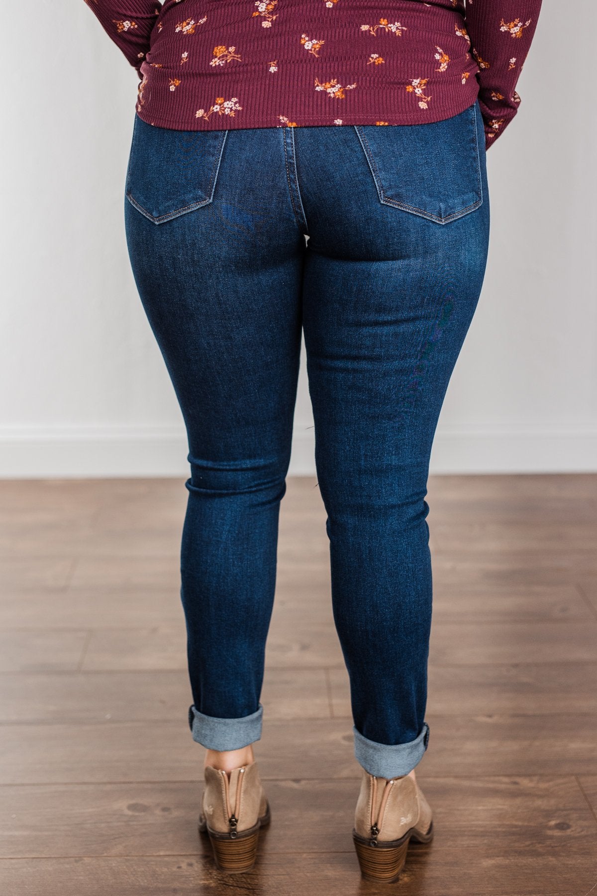 Vervet Mid-Rise Skinny Jean- Arabella Wash