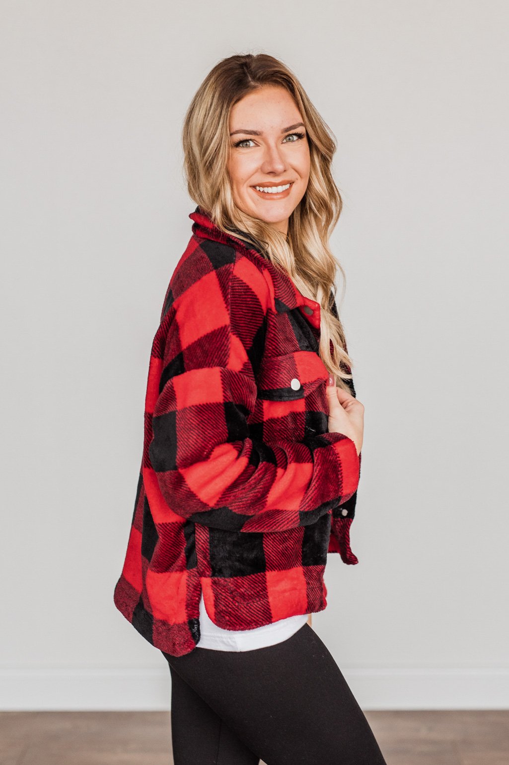 Mistletoe Kisses Plaid Button Up Sherpa- Red & Black – The Pulse