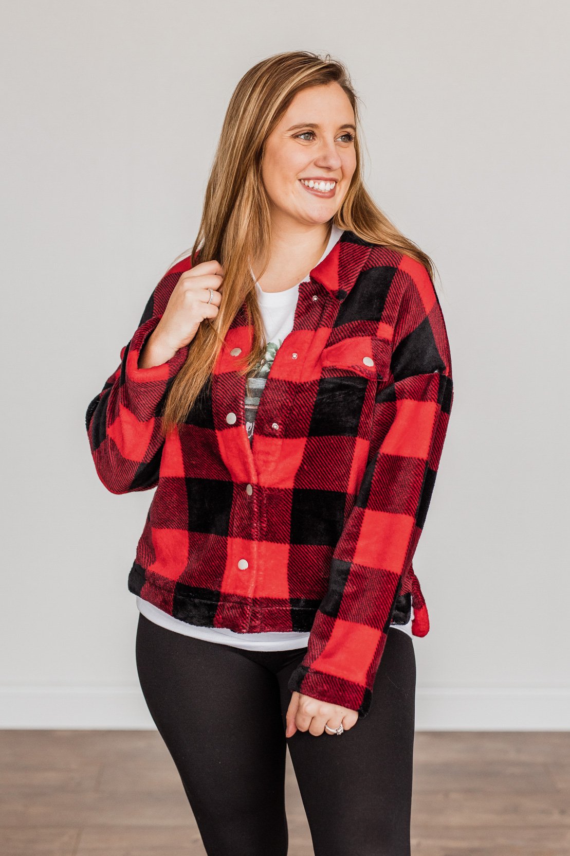 Mistletoe Kisses Plaid Button Up Sherpa- Red & Black – The Pulse