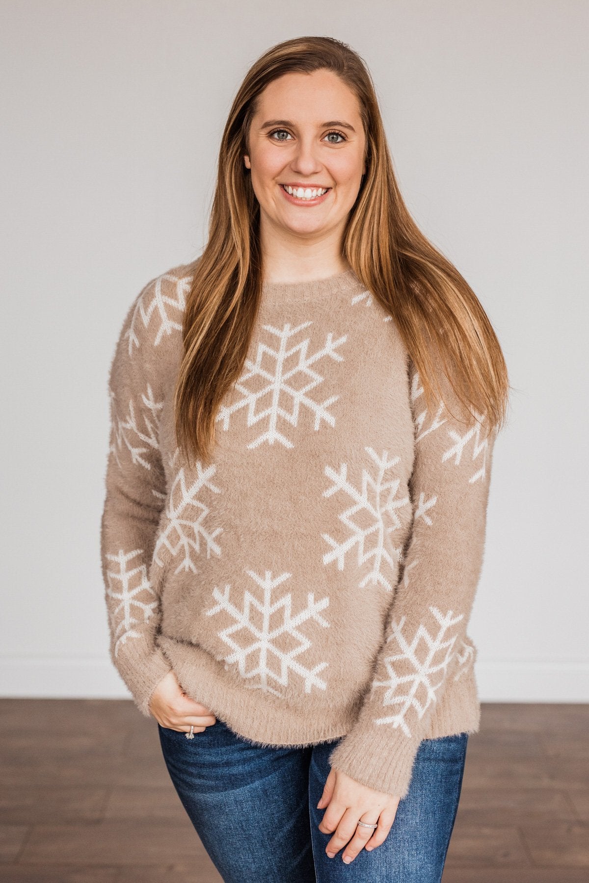 Falling Snowflakes Knit Sweater- Beige & Ivory