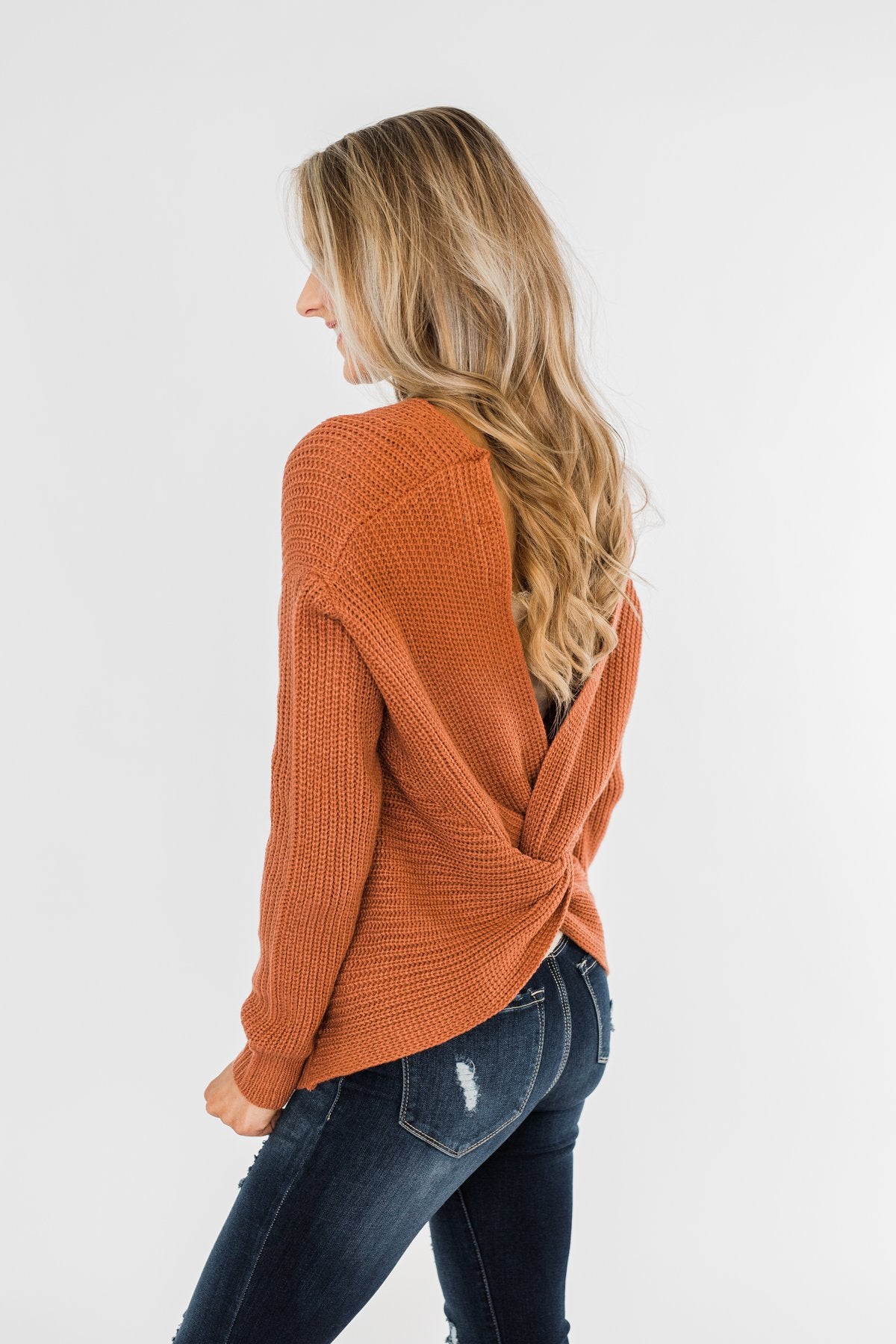 Xoxo Open Back Twist Sweater- Rust