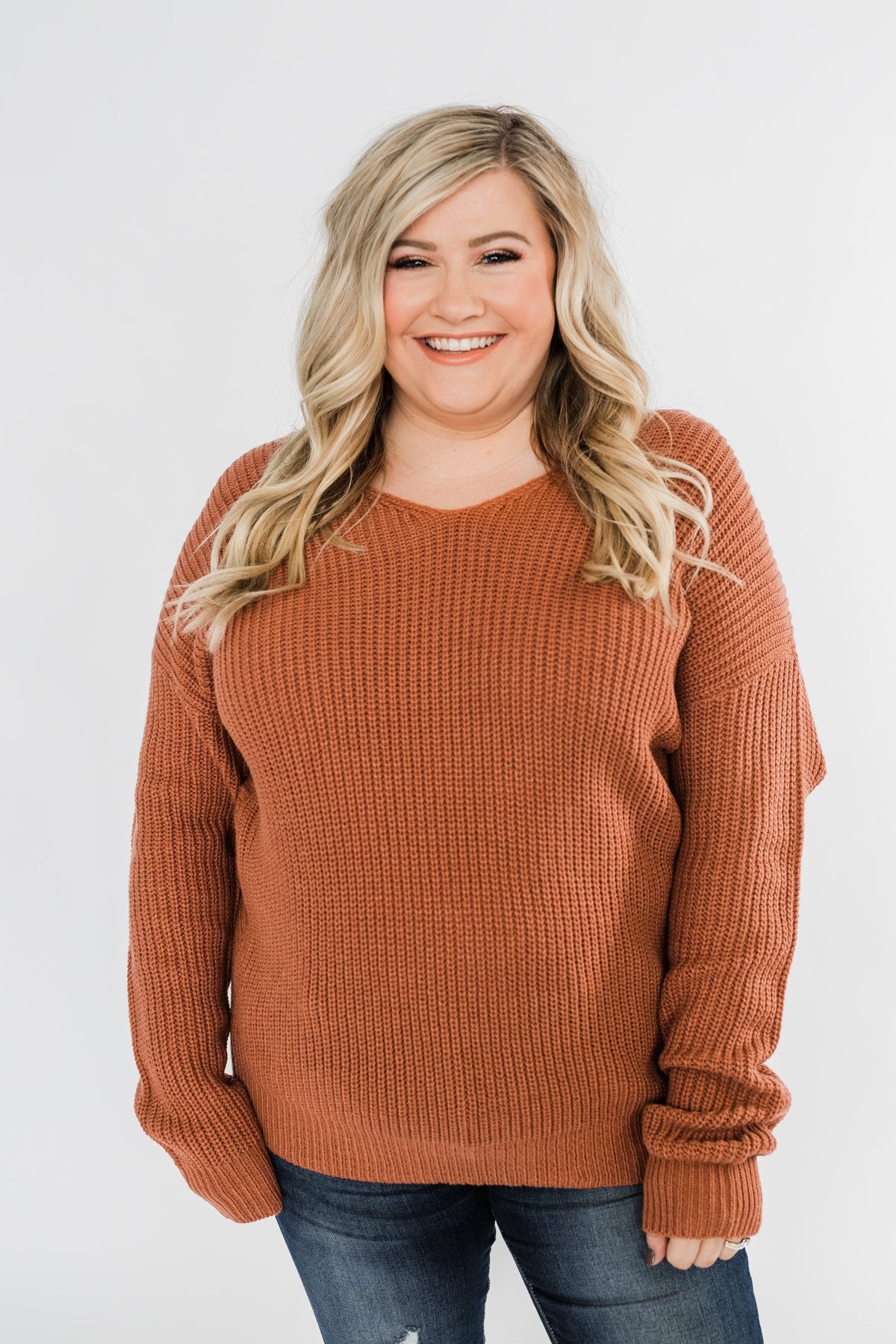 Xoxo Open Back Twist Sweater- Rust
