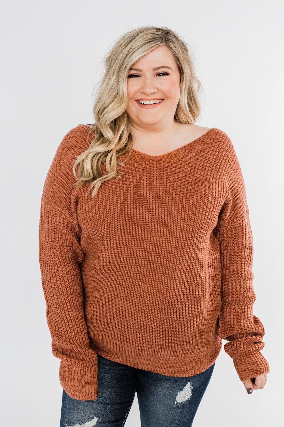 Xoxo Open Back Twist Sweater- Rust