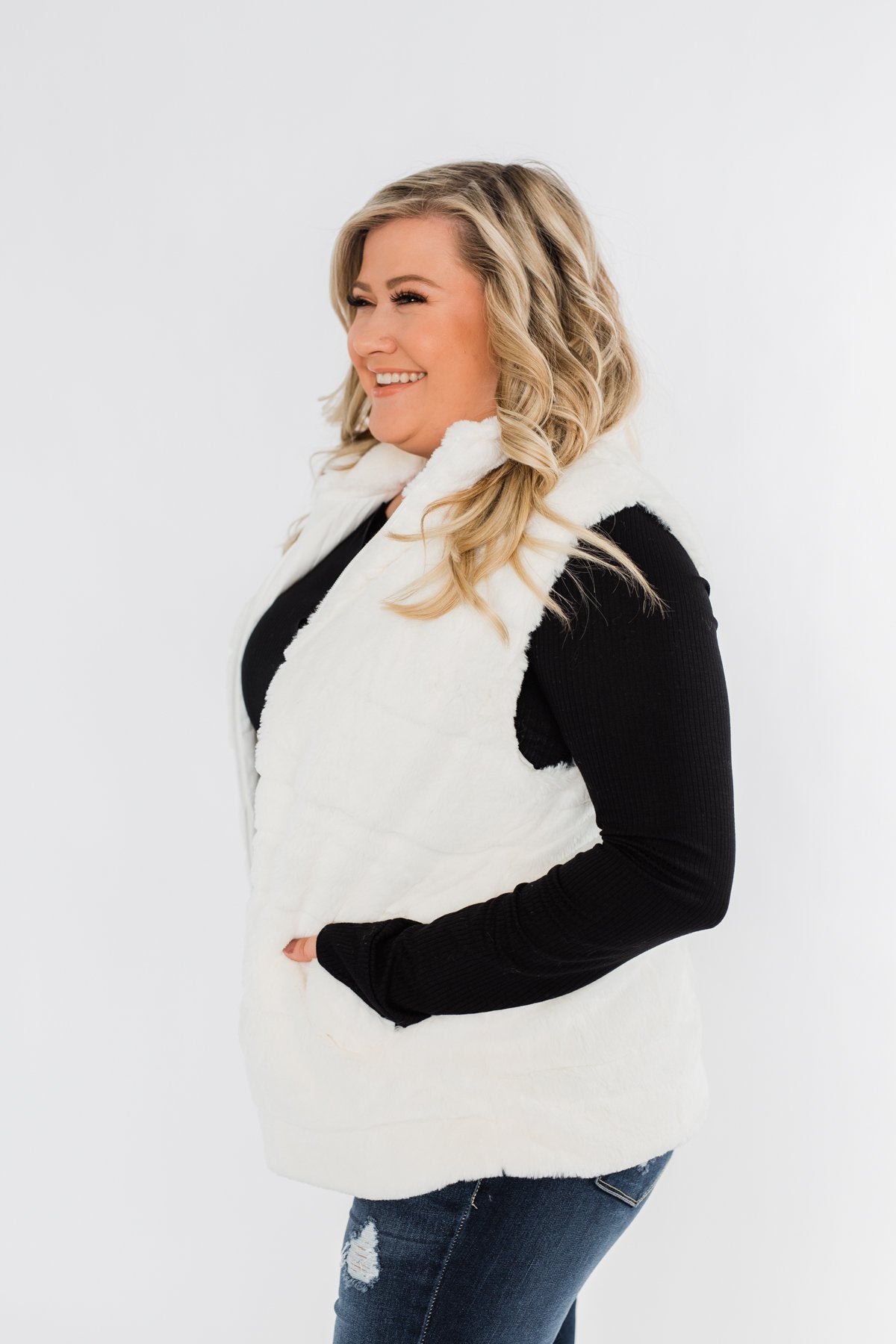 Faux Fur Zip Up Vest- Ivory