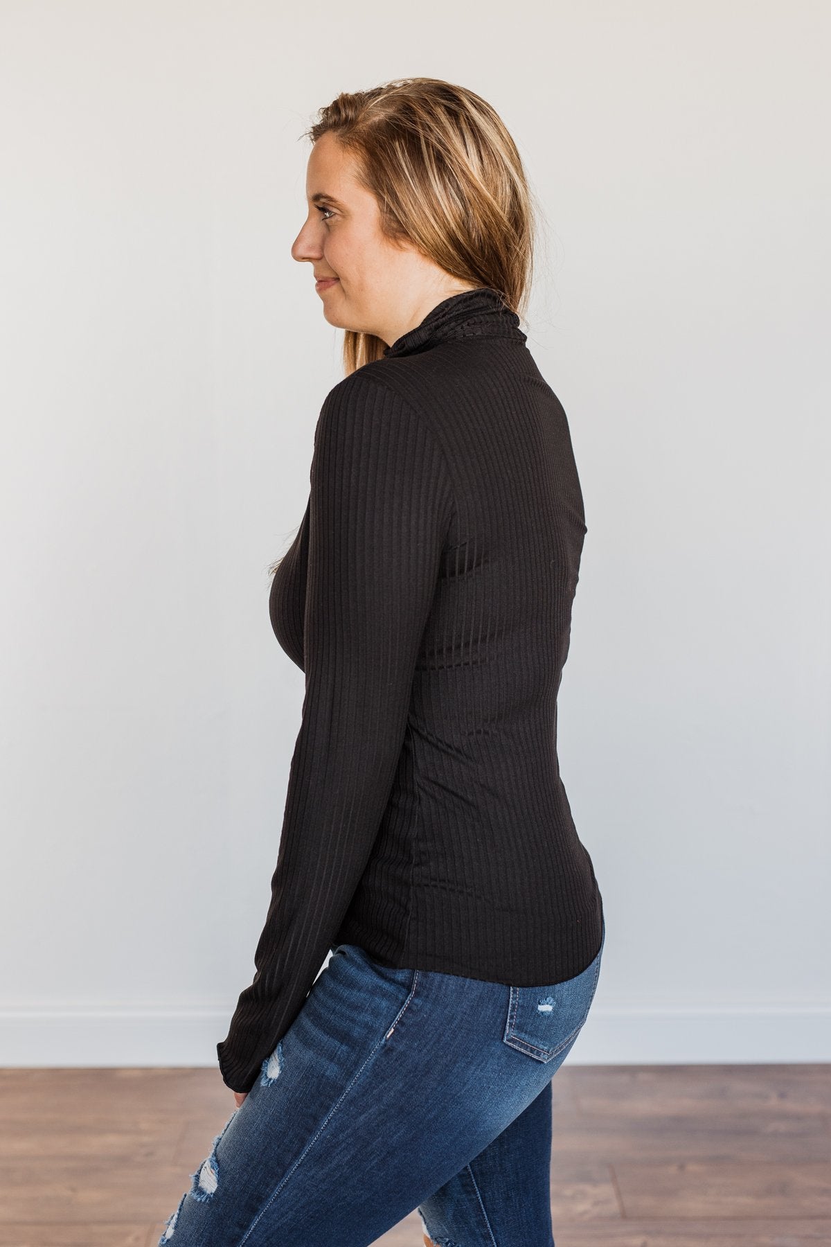 Smooth Sailing Turtle Neck Top- Black