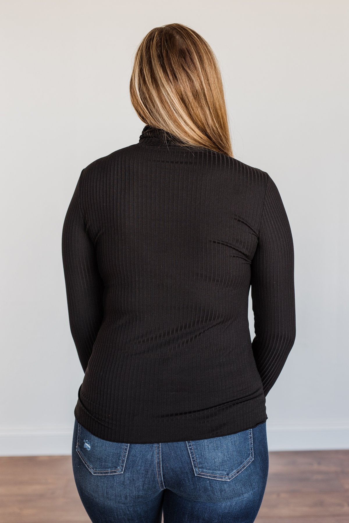 Smooth Sailing Turtle Neck Top- Black