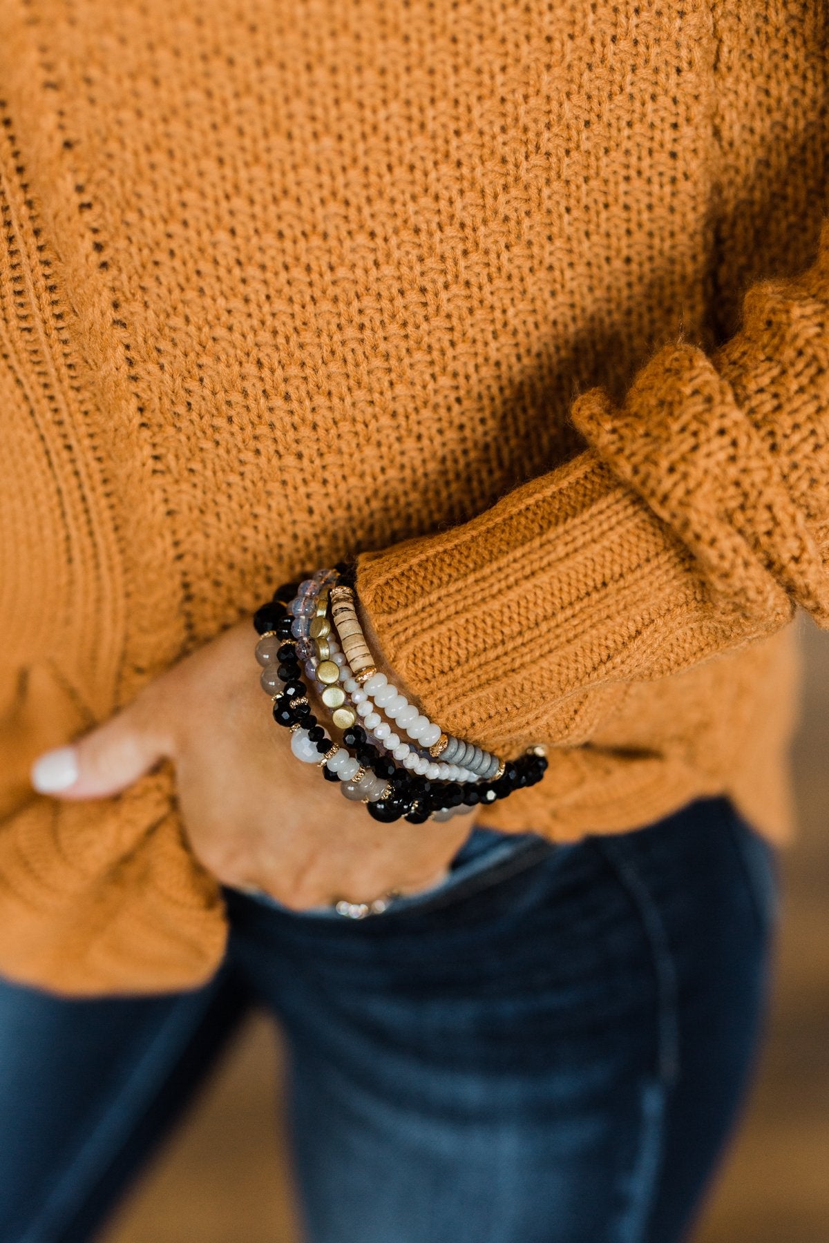 Elegant Stackable Bracelet Set- Black & Gold