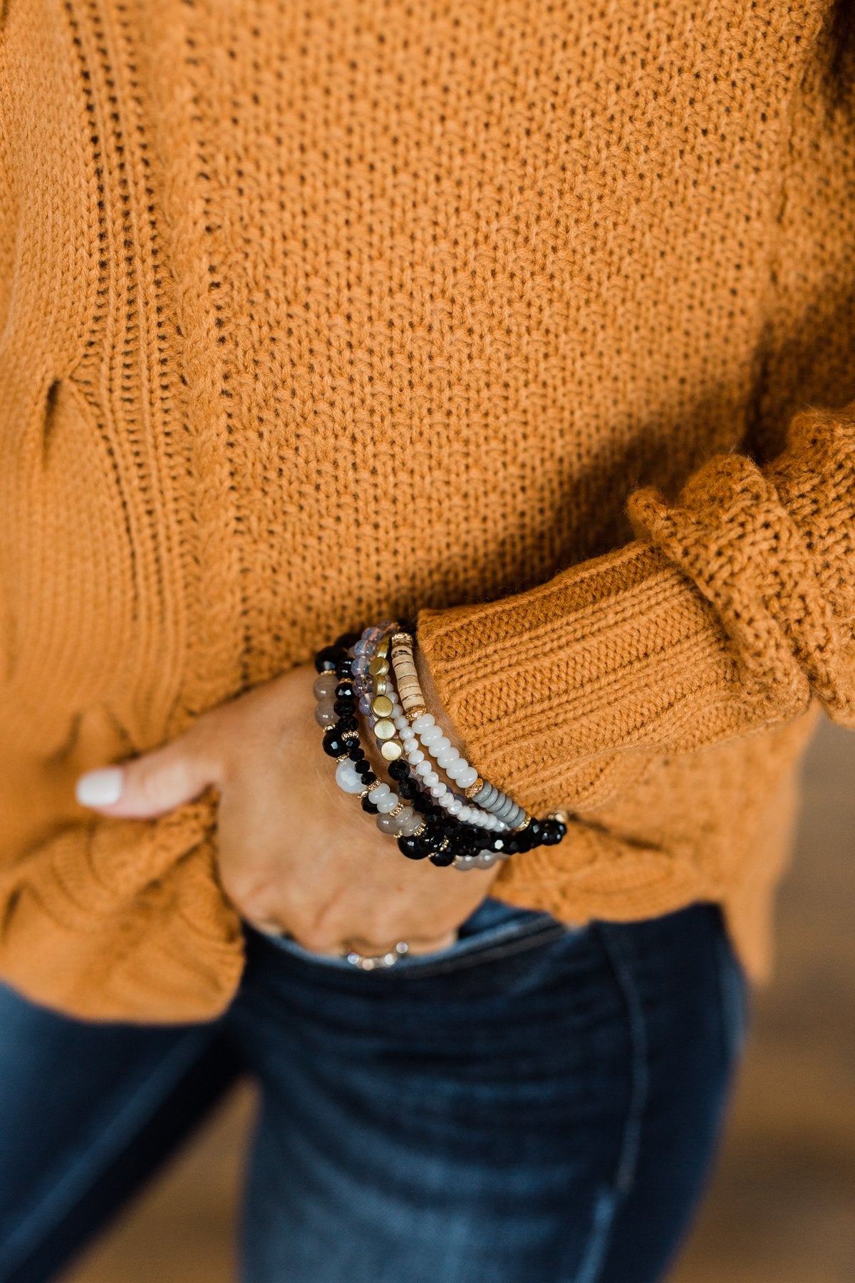Elegant Stackable Bracelet Set- Black & Gold