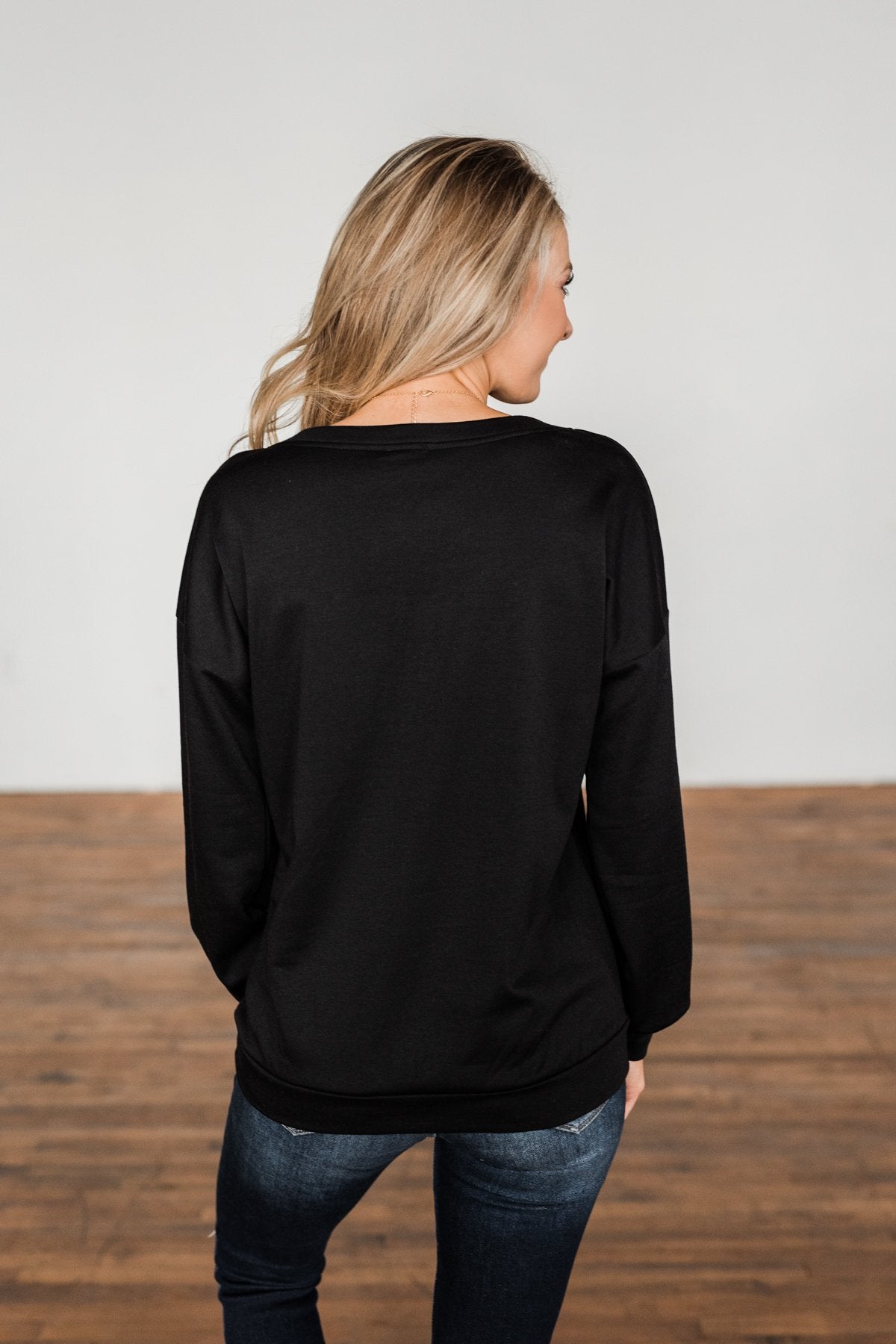 You Make It Easy Pullover Top- Black