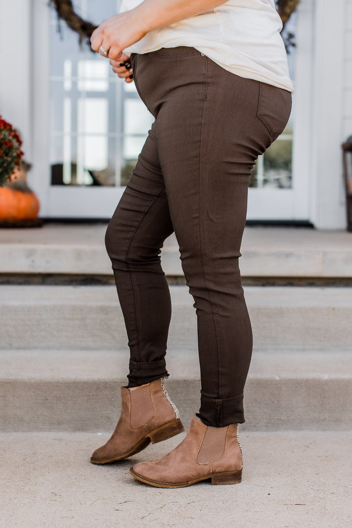 YMI Mid-Rise Jeggings- Betty Wash