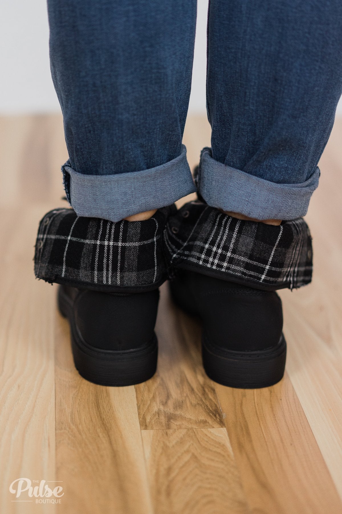 Very G Colonel Sanders Boots- Black