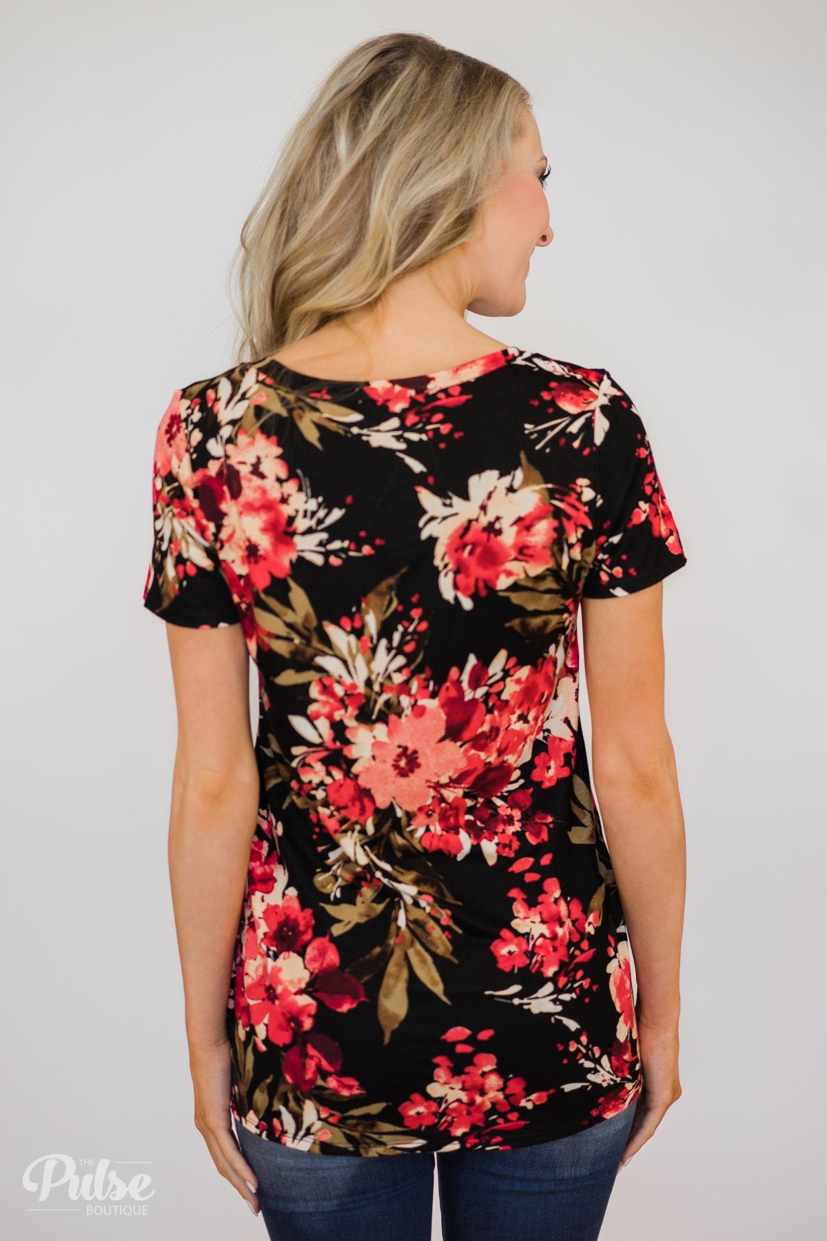 Meant to Be Floral Glam Pocket Top- Black