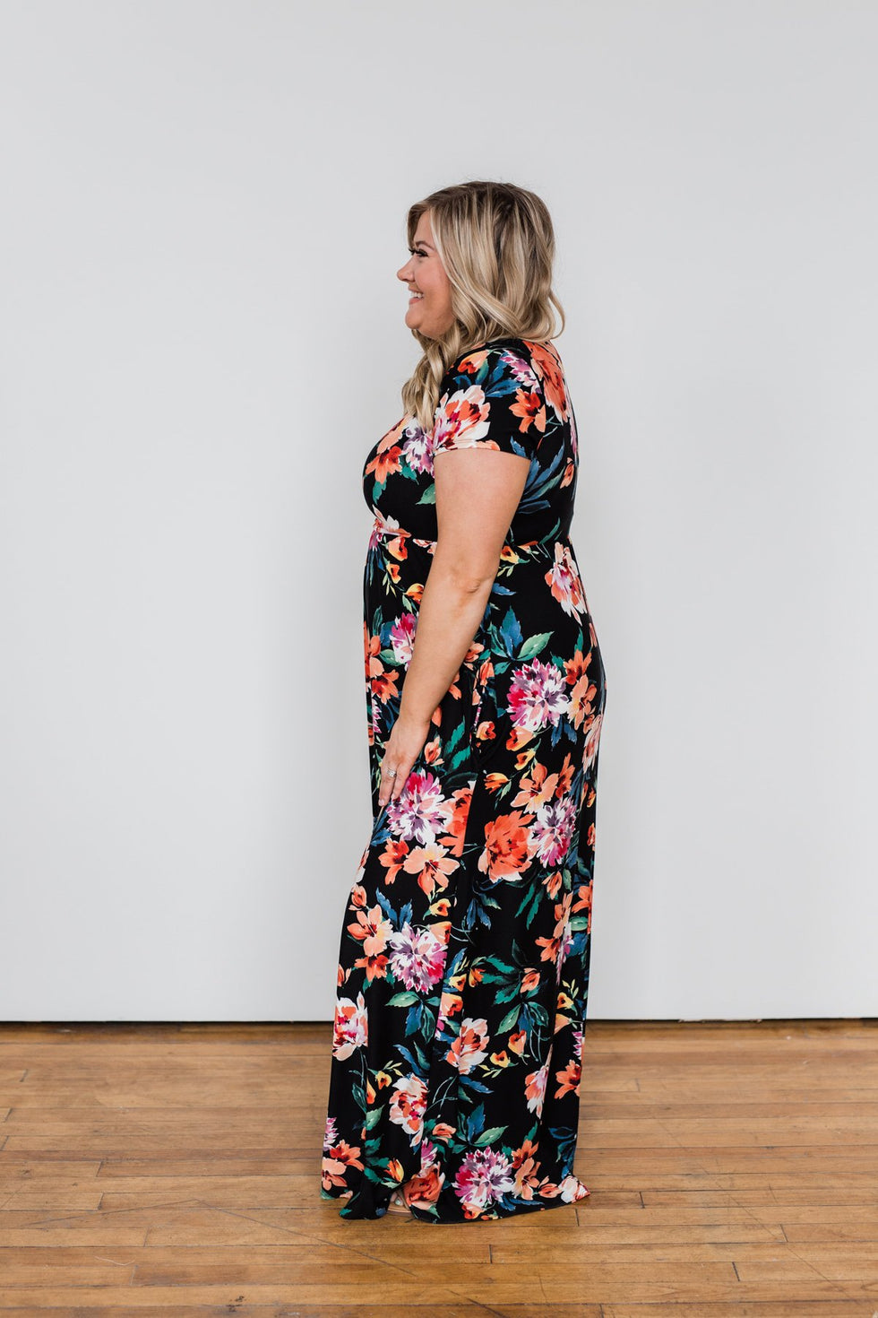 Alright By Me Floral Maxi Dress- Black – The Pulse Boutique