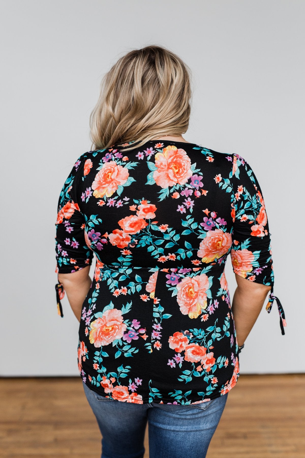 Day Dreaming Floral Cinched Top- Black