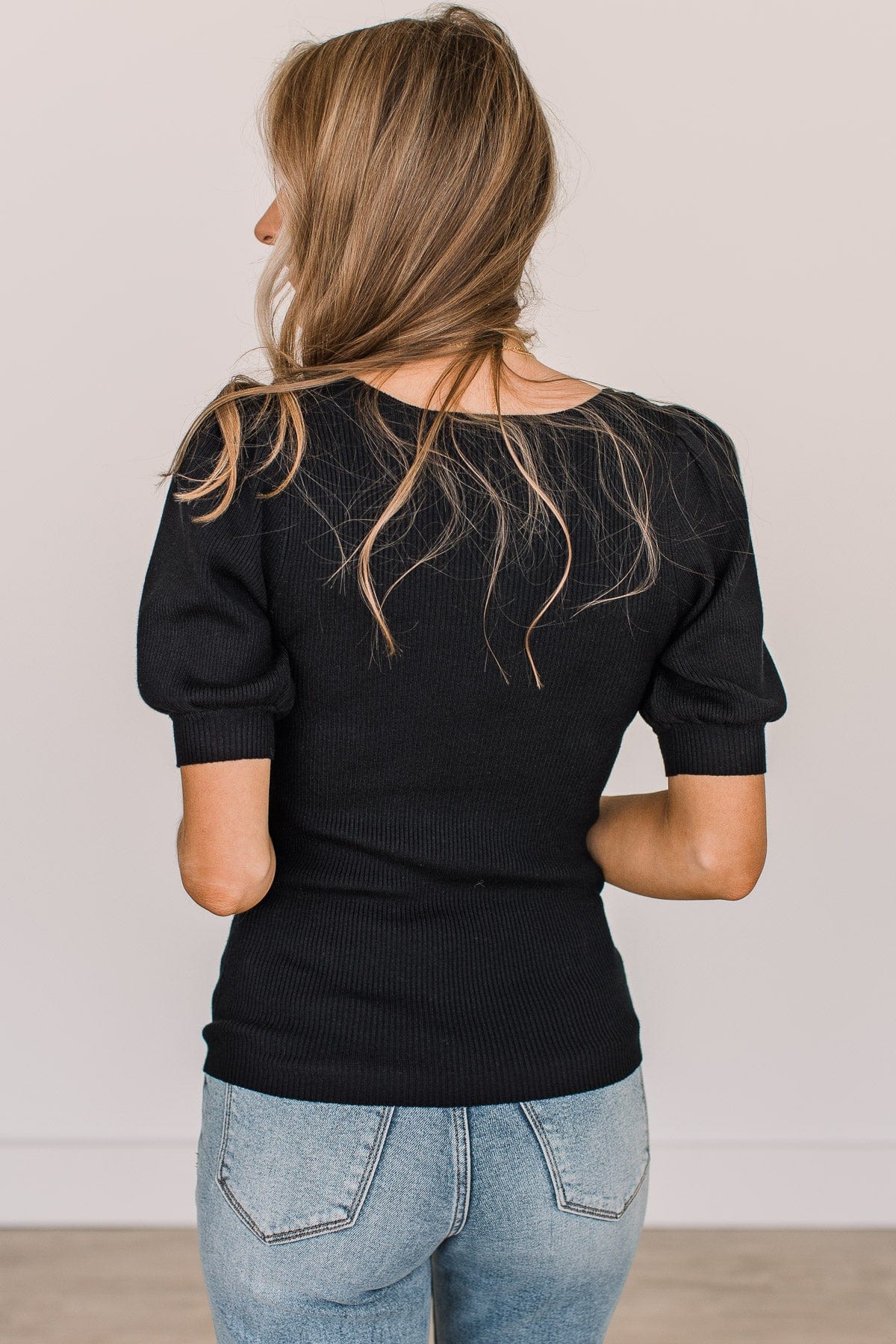Get In Line Puff Sleeve Top- Black