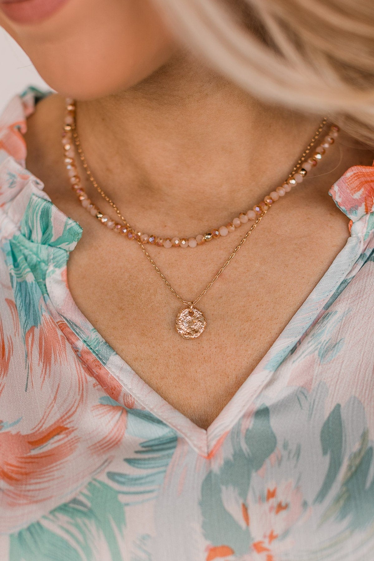 Flattering Style 2-Tier Necklace- Peach