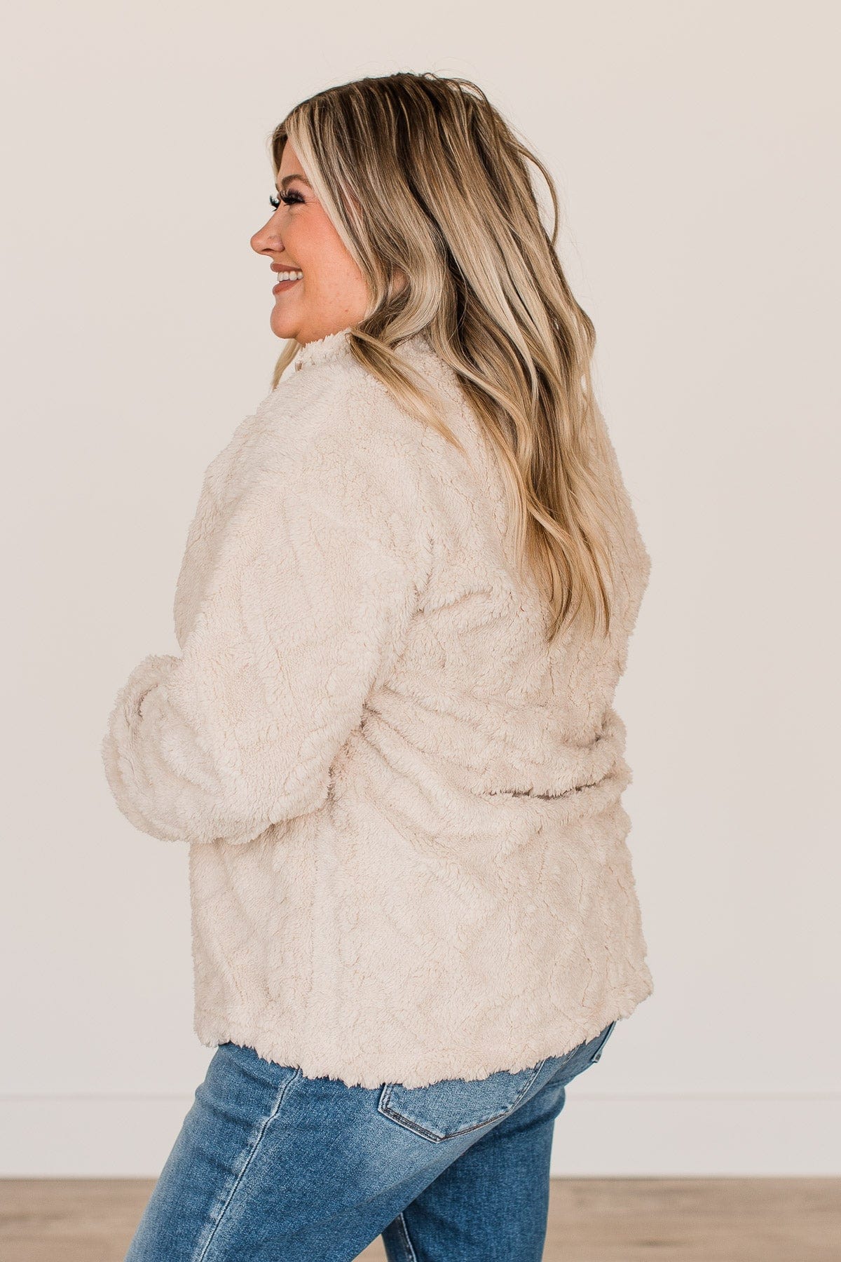 Catch A Chill Sherpa Jacket Cream The Pulse Boutique