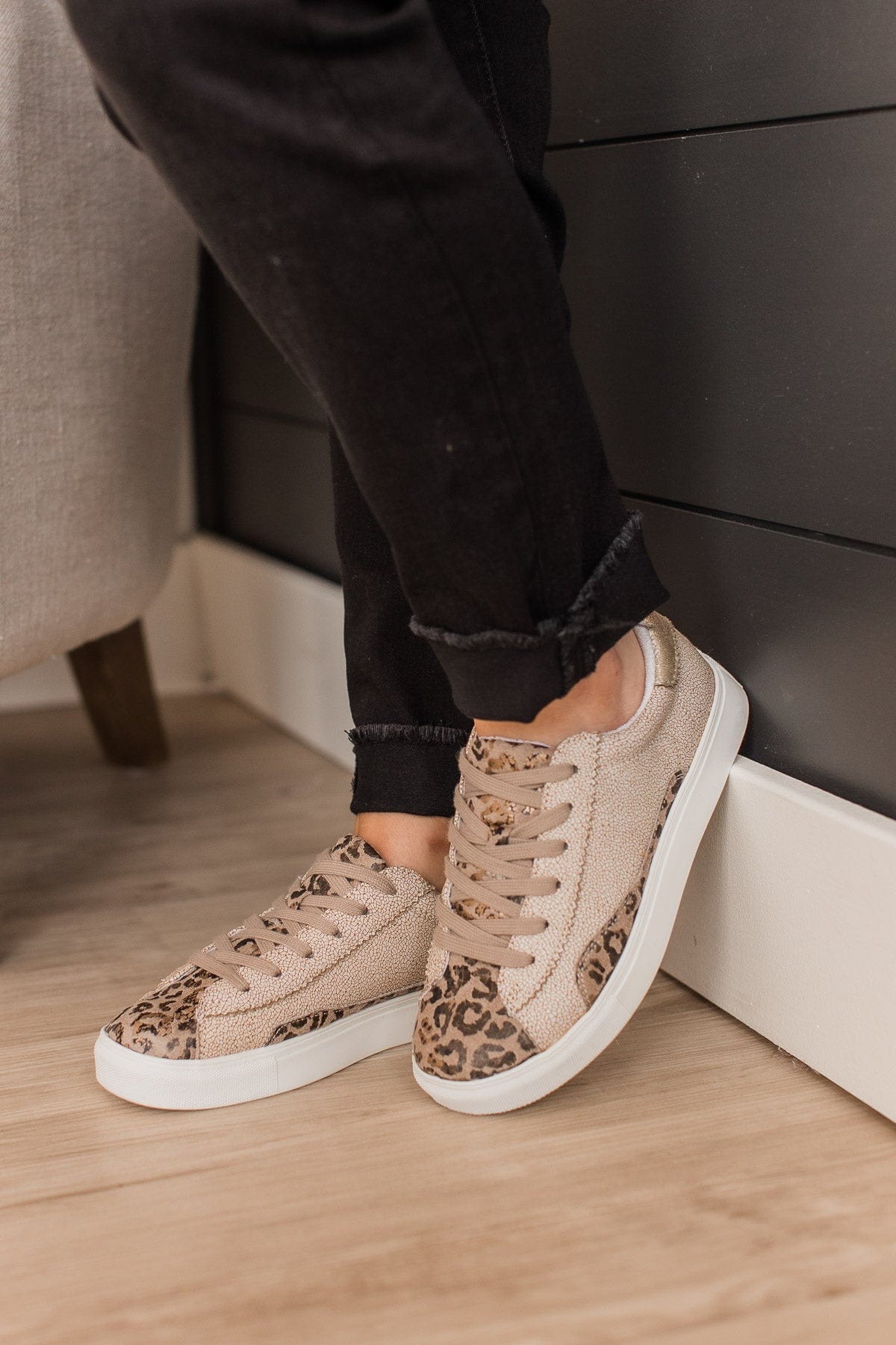 Very G Samuel Sneakers- Taupe