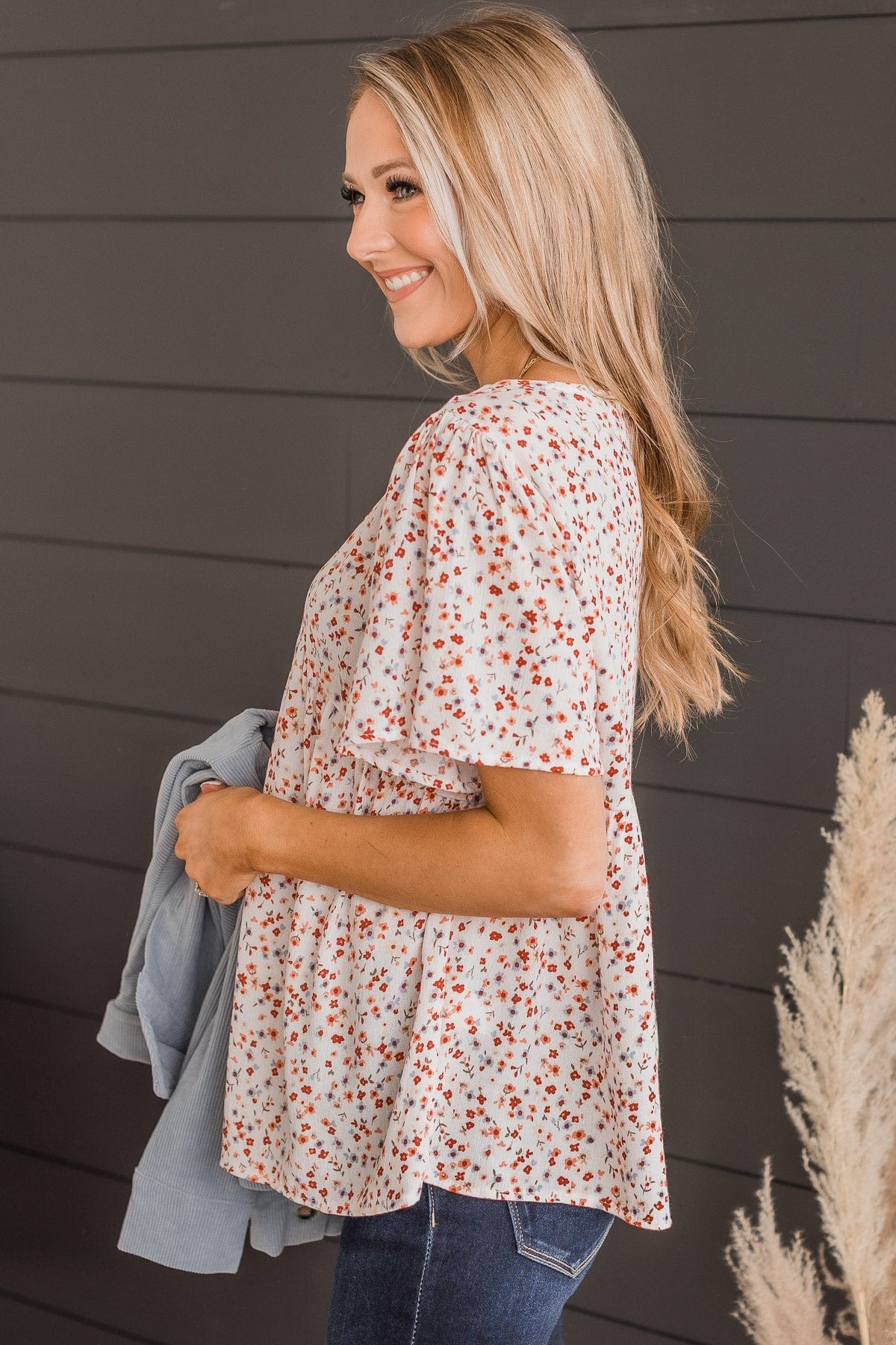 Blushing Beauty Floral Top- Ivory
