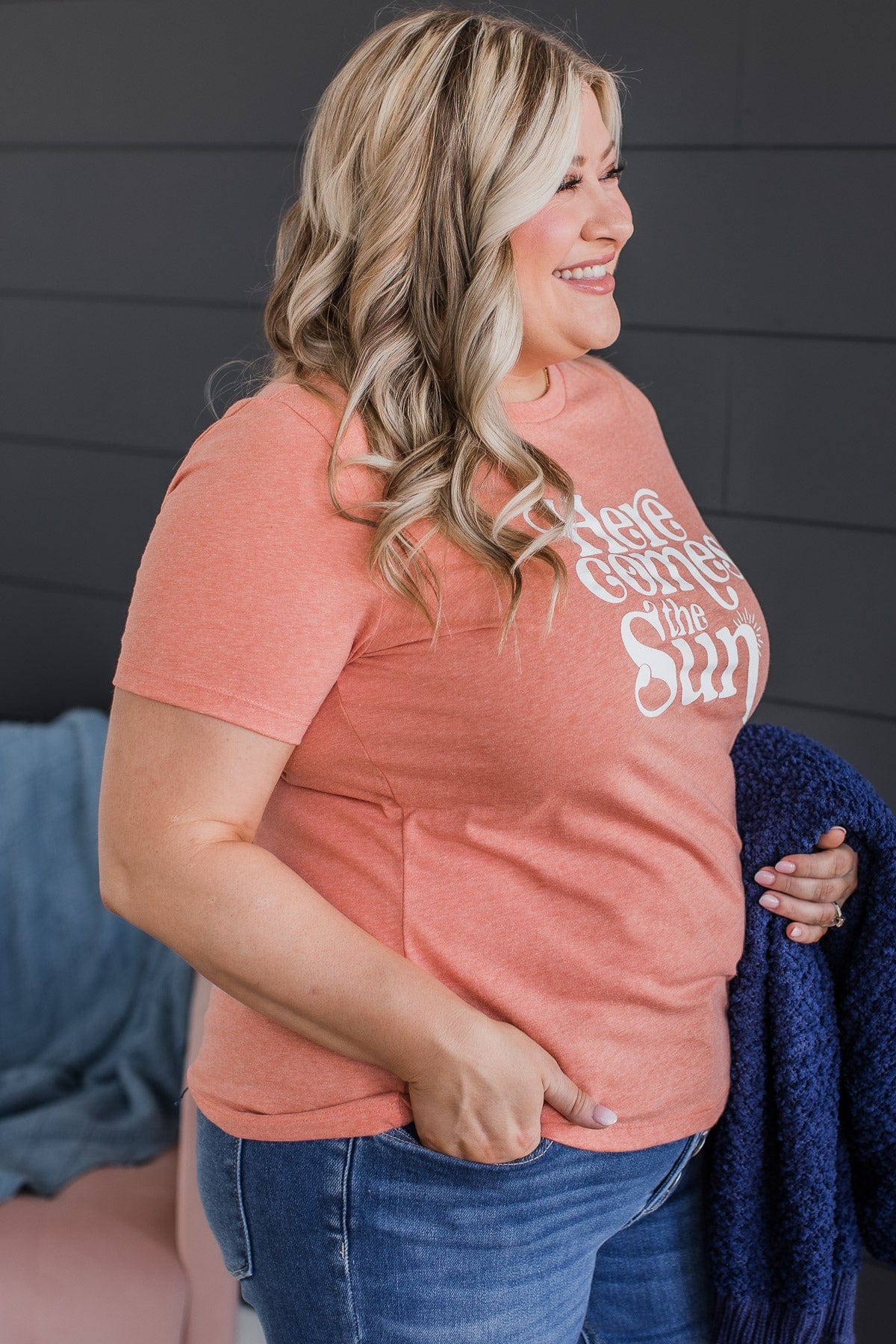 "Here Comes The Sun" Graphic Tee- Peach