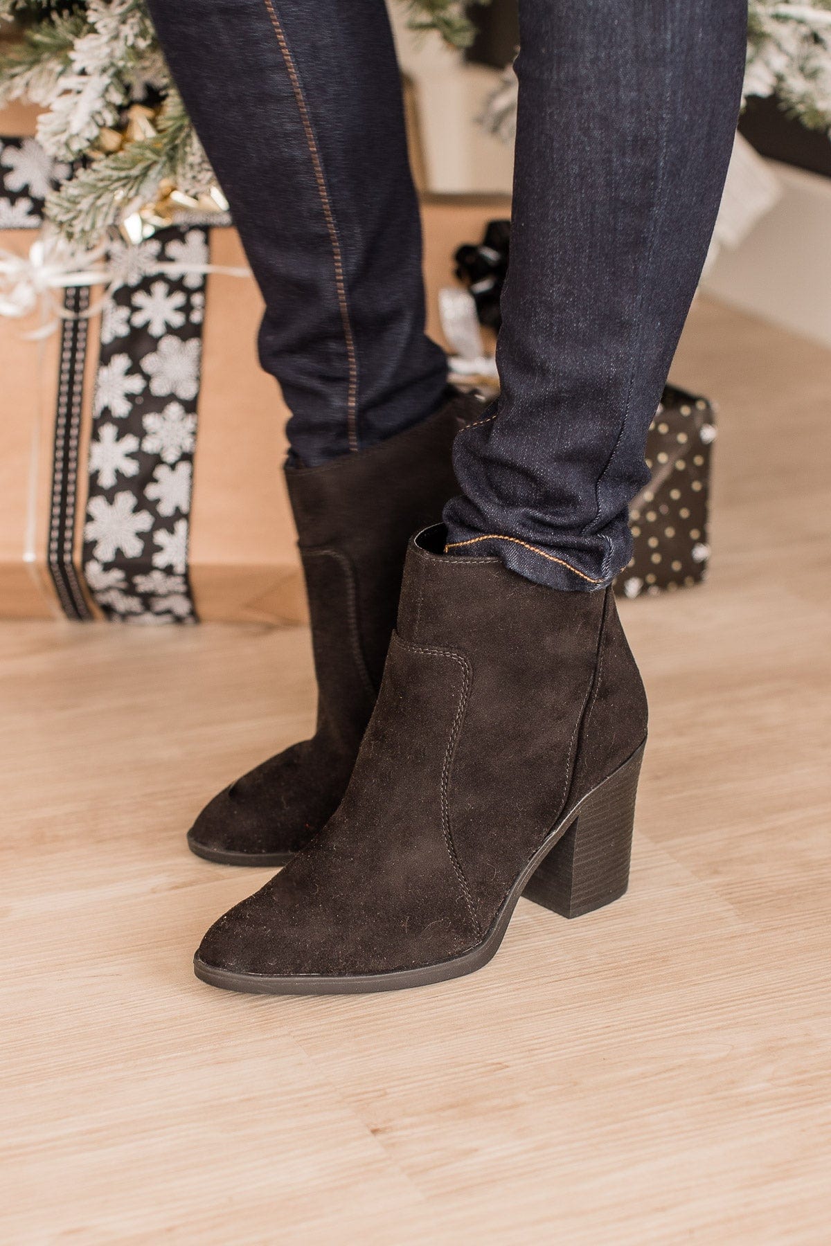 Qupid Snatch 01 Booties Black The Pulse Boutique