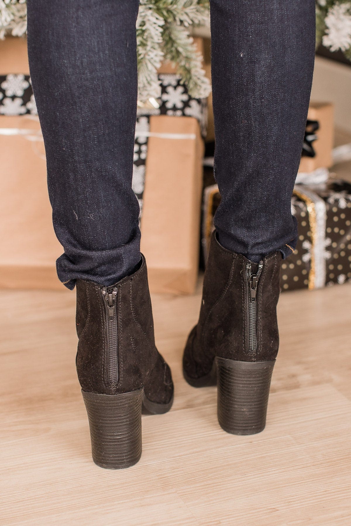 Qupid Snatch-01 Booties- Black â The Pulse Boutique