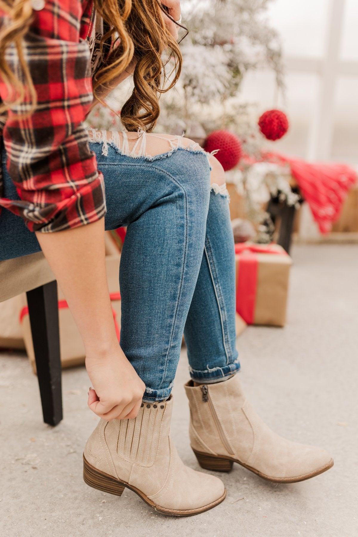 Blowfish Caitlynn Booties- Light Taupe Prospector