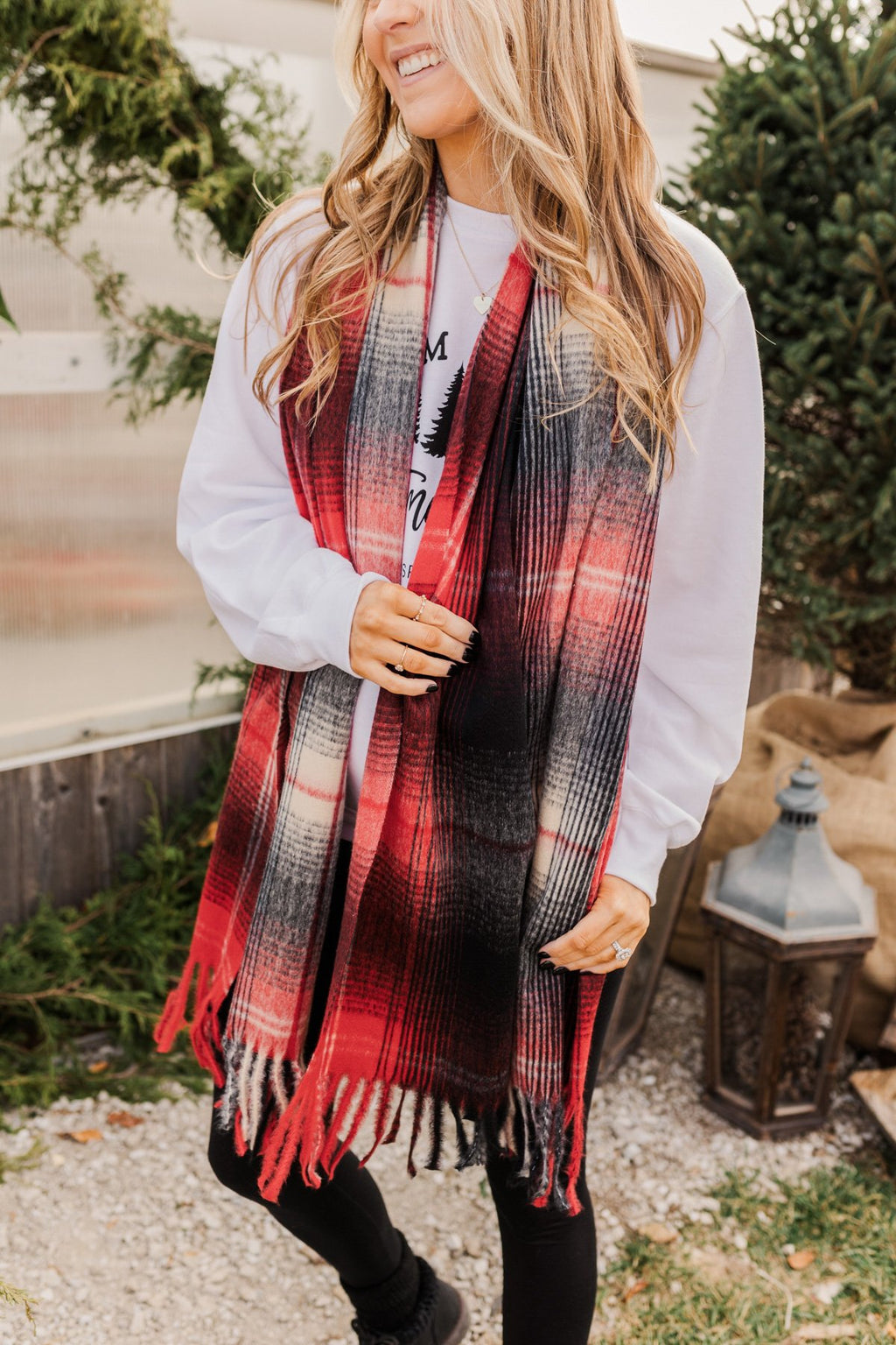Looking Elegant Blanket Scarf- Red Black