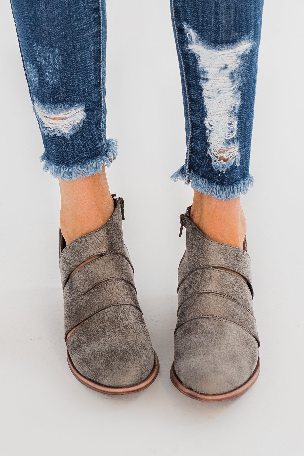 Very G Hop Along Booties- Grey