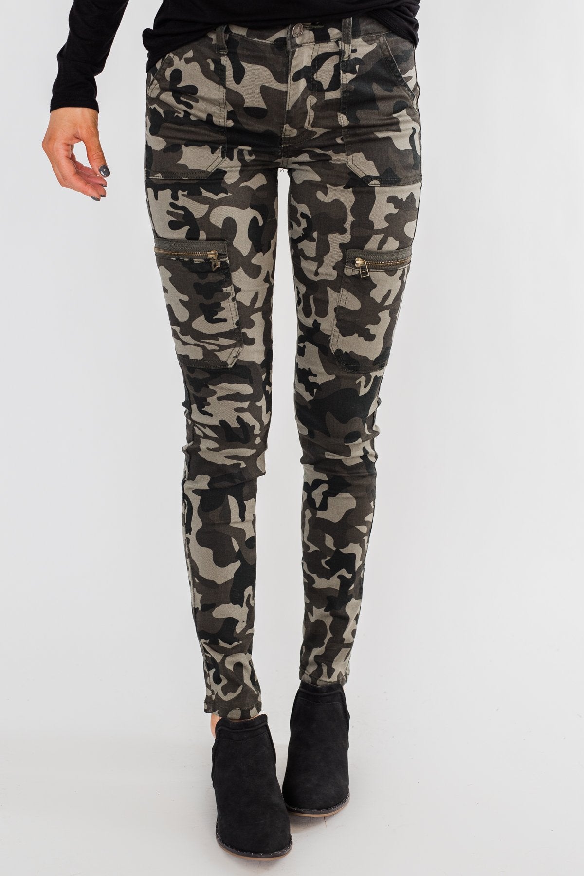 Kan Can- Camo Zipper Skinny Jeans