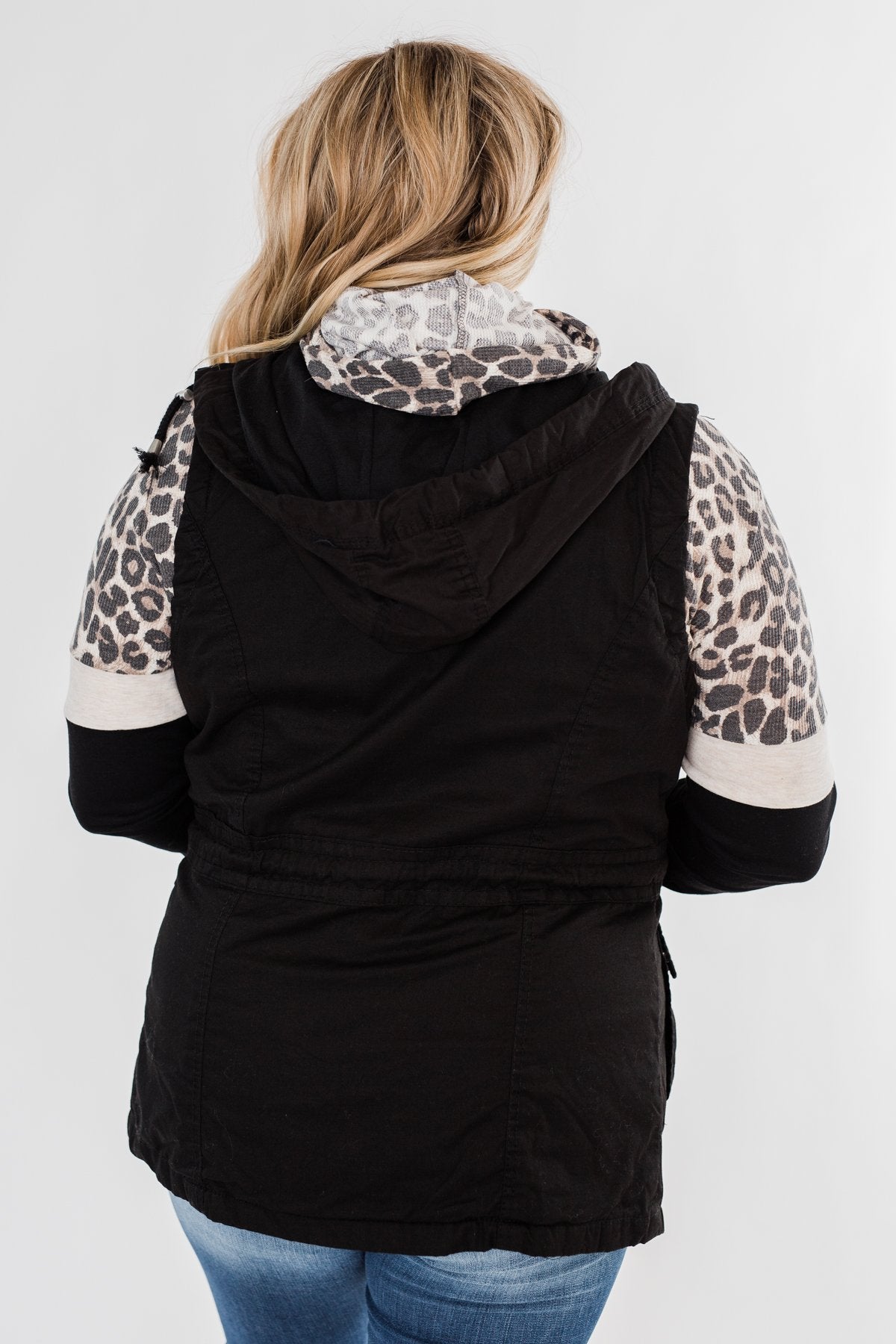 Season Essential Vest- Black