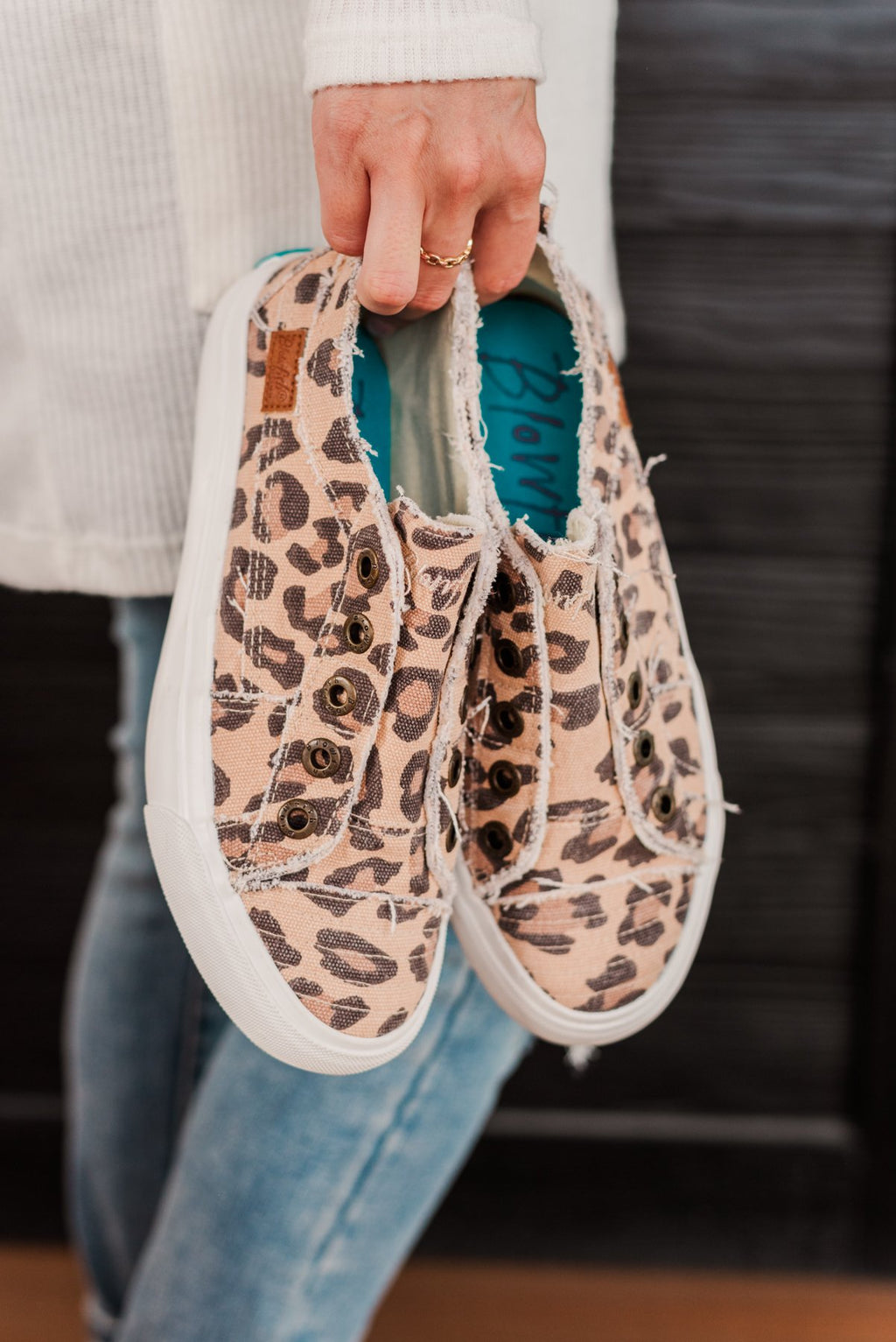 Blowfish Play Sneakers- Natural Jumbo Kitty - Main Image