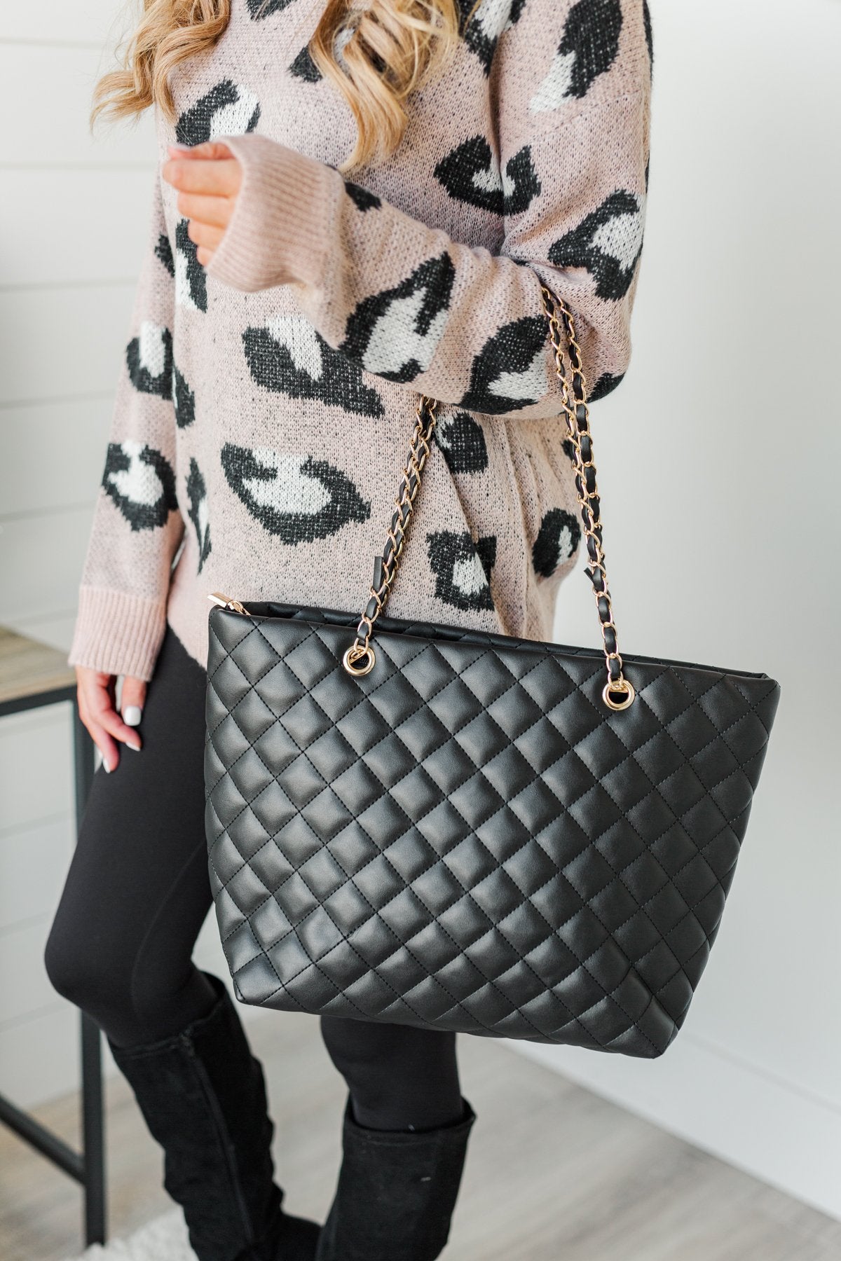 Everyday Quilted Tote Purse- Black – The Pulse Boutique